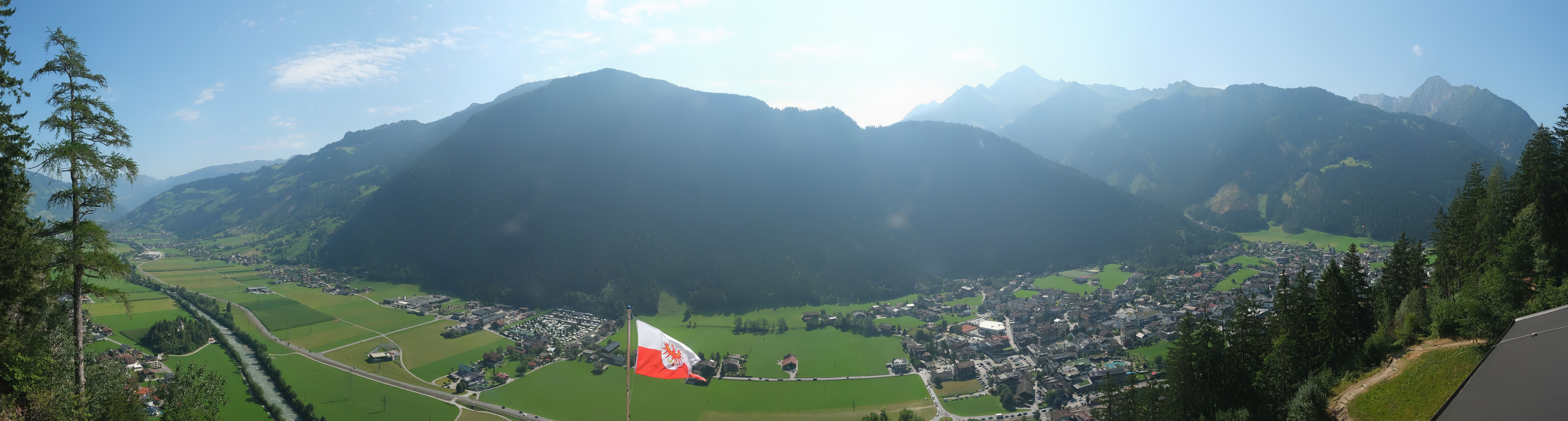 Archiv Foto Webcam Mayrhofen im Zillertal: Blick vom Gasthof Zimmereben