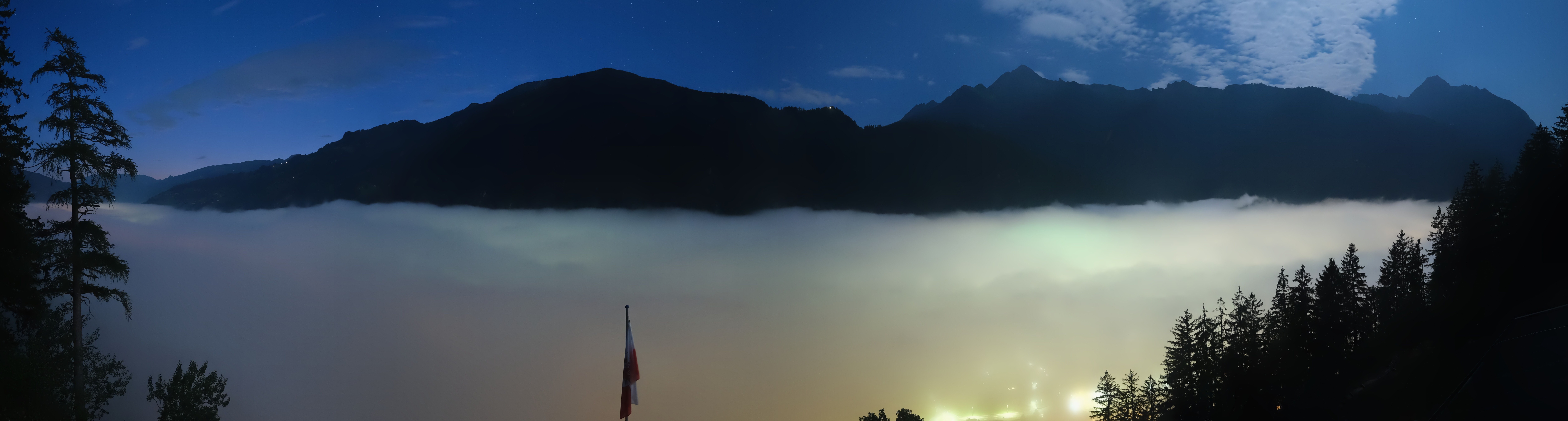 Archived image Webcam Mayrhofen im Zillertal: Zimmereben