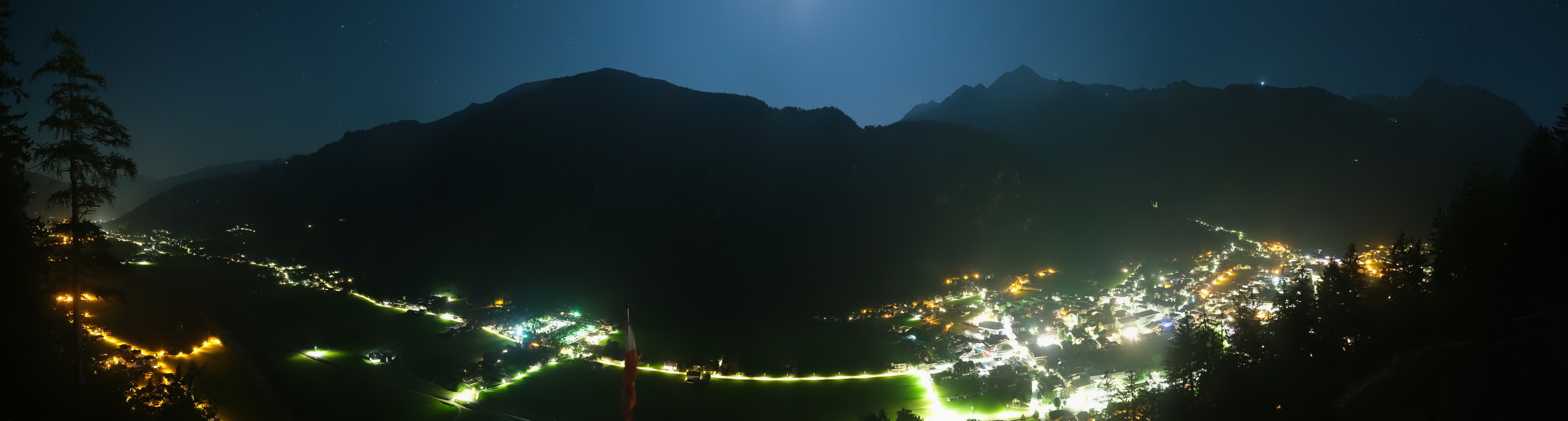 Archiv Foto Webcam Mayrhofen im Zillertal: Blick vom Gasthof Zimmereben