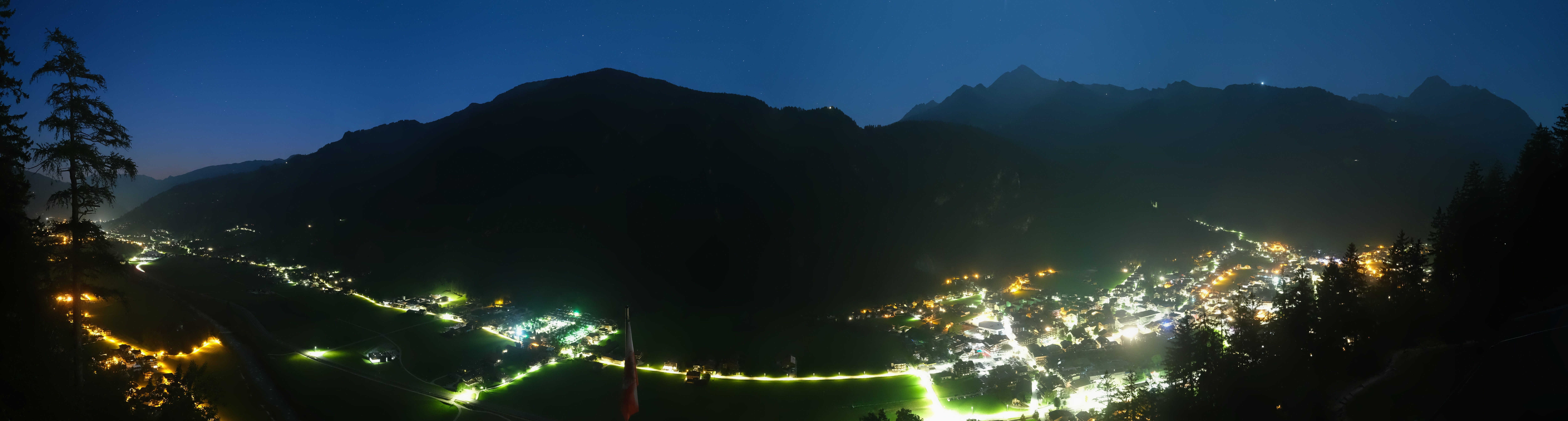 Archiv Foto Webcam Mayrhofen im Zillertal: Blick vom Gasthof Zimmereben