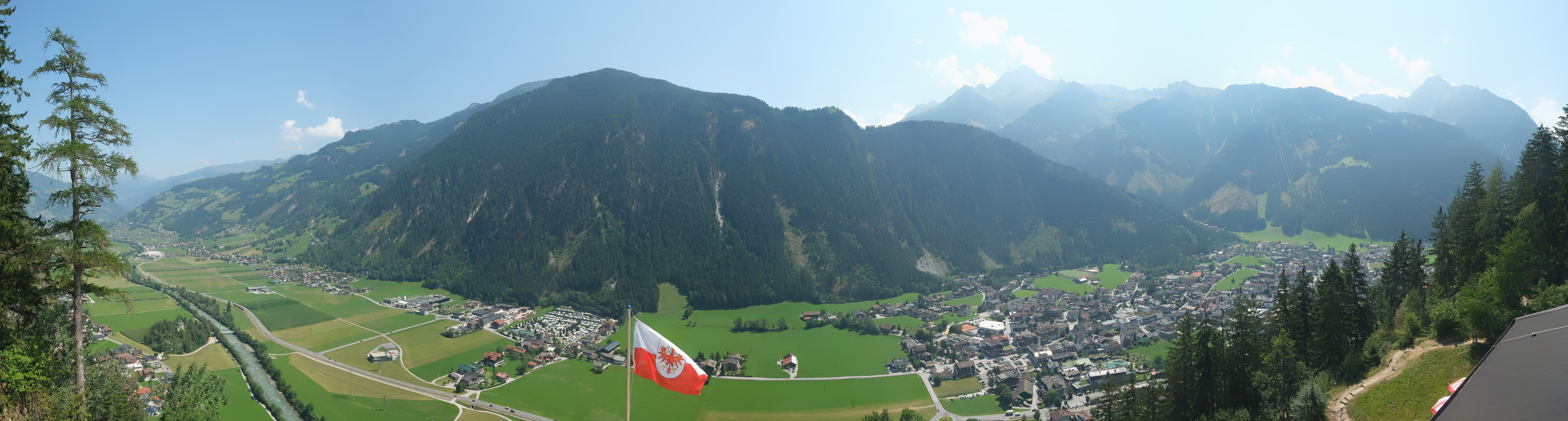 Archiv Foto Webcam Mayrhofen im Zillertal: Blick vom Gasthof Zimmereben