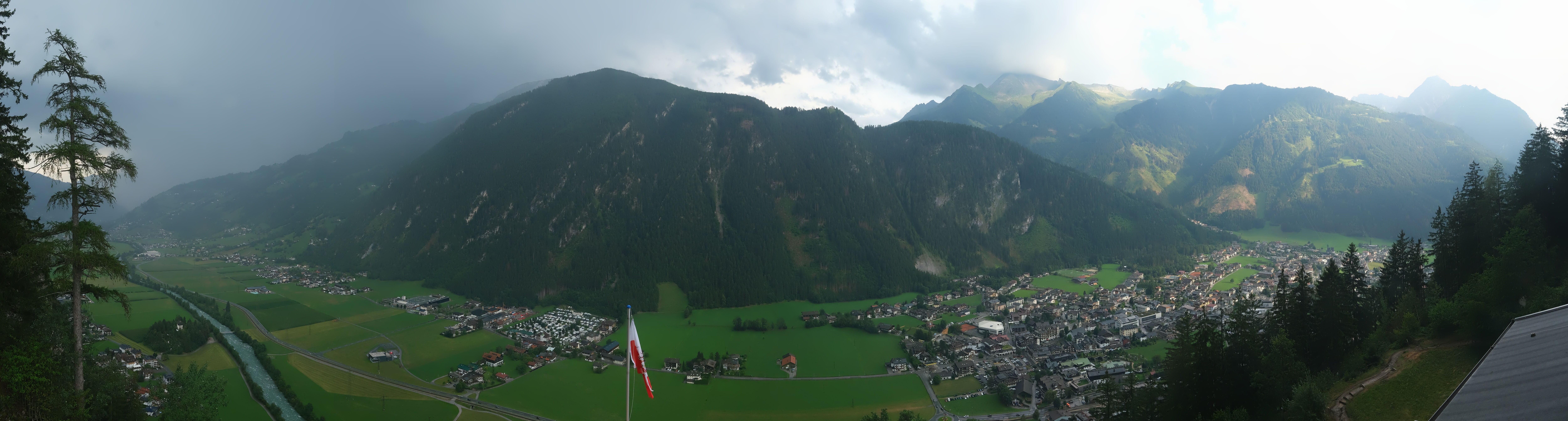 Archiv Foto Webcam Mayrhofen im Zillertal: Blick vom Gasthof Zimmereben