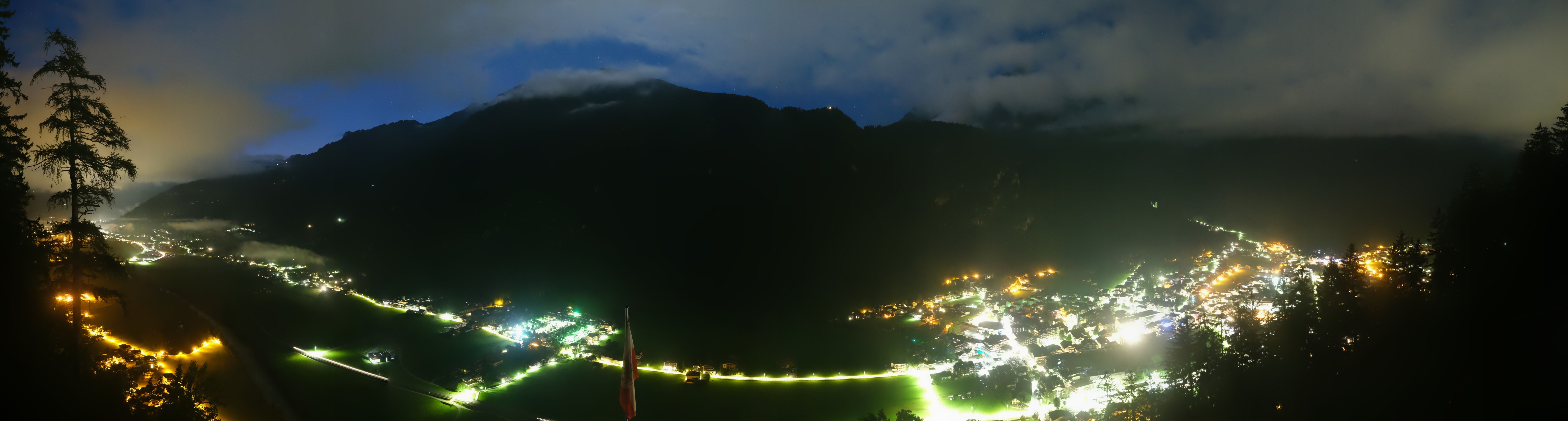 Archiv Foto Webcam Mayrhofen im Zillertal: Blick vom Gasthof Zimmereben