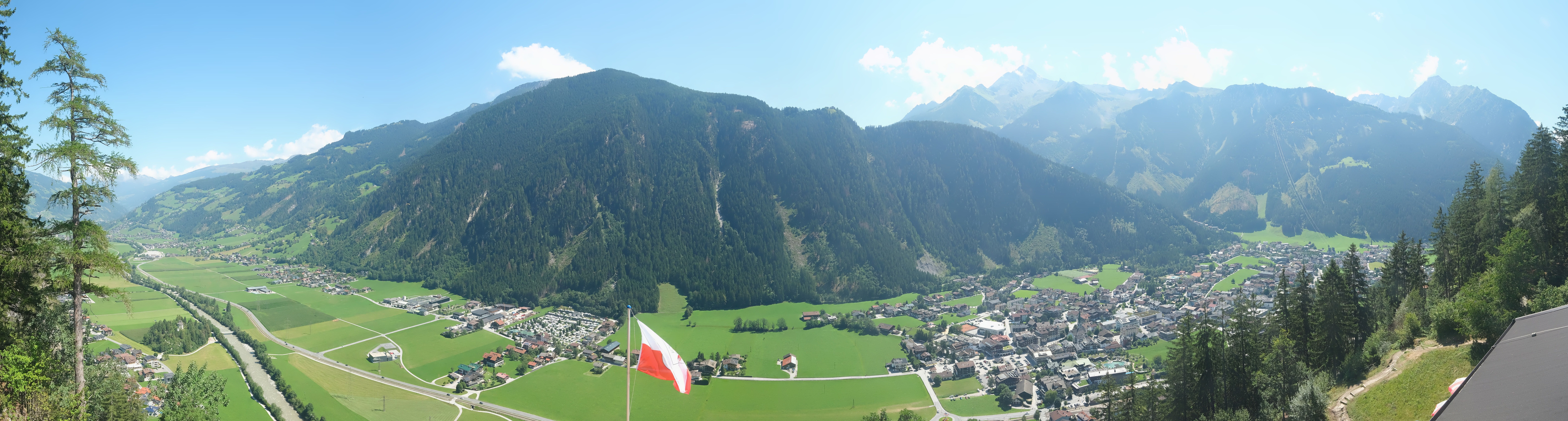 Archiv Foto Webcam Mayrhofen im Zillertal: Blick vom Gasthof Zimmereben