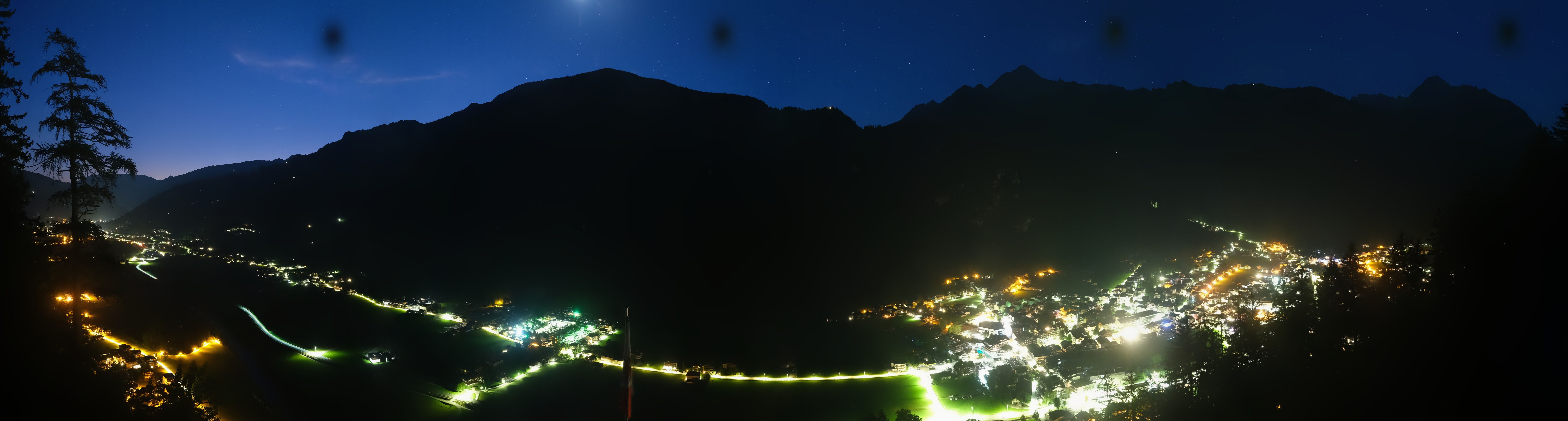Archiv Foto Webcam Mayrhofen im Zillertal: Blick vom Gasthof Zimmereben