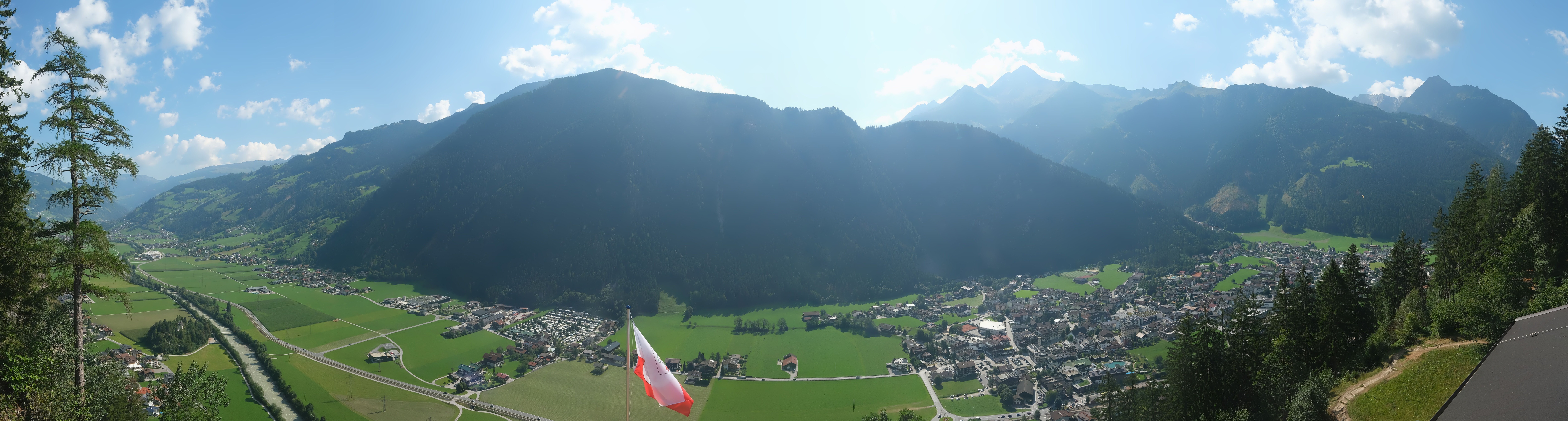Archiv Foto Webcam Mayrhofen im Zillertal: Blick vom Gasthof Zimmereben