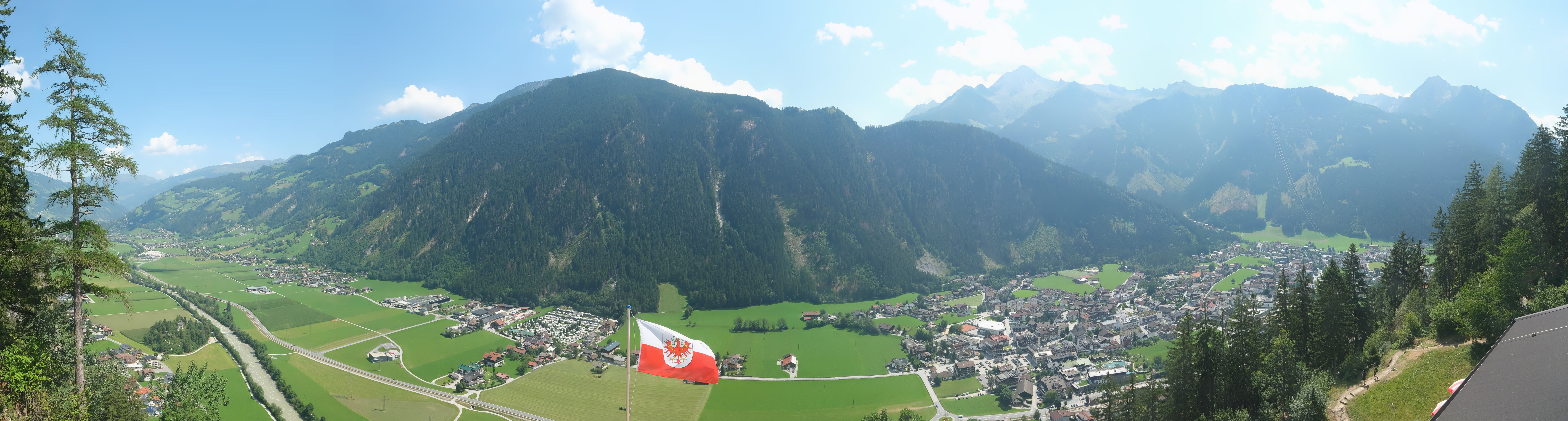 Archiv Foto Webcam Mayrhofen im Zillertal: Blick vom Gasthof Zimmereben