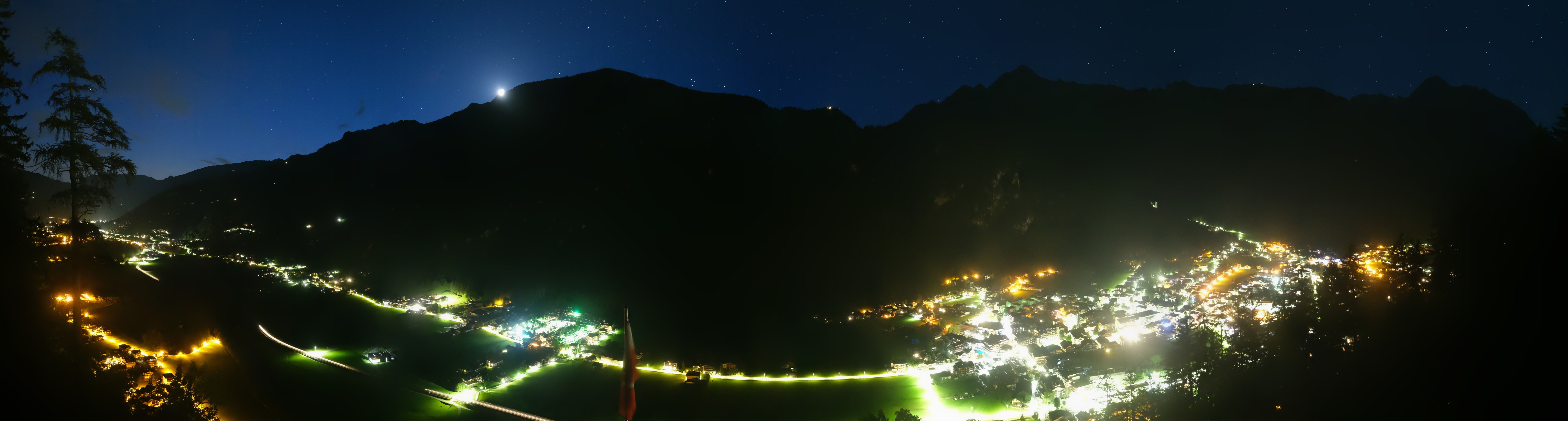 Archiv Foto Webcam Mayrhofen im Zillertal: Blick vom Gasthof Zimmereben