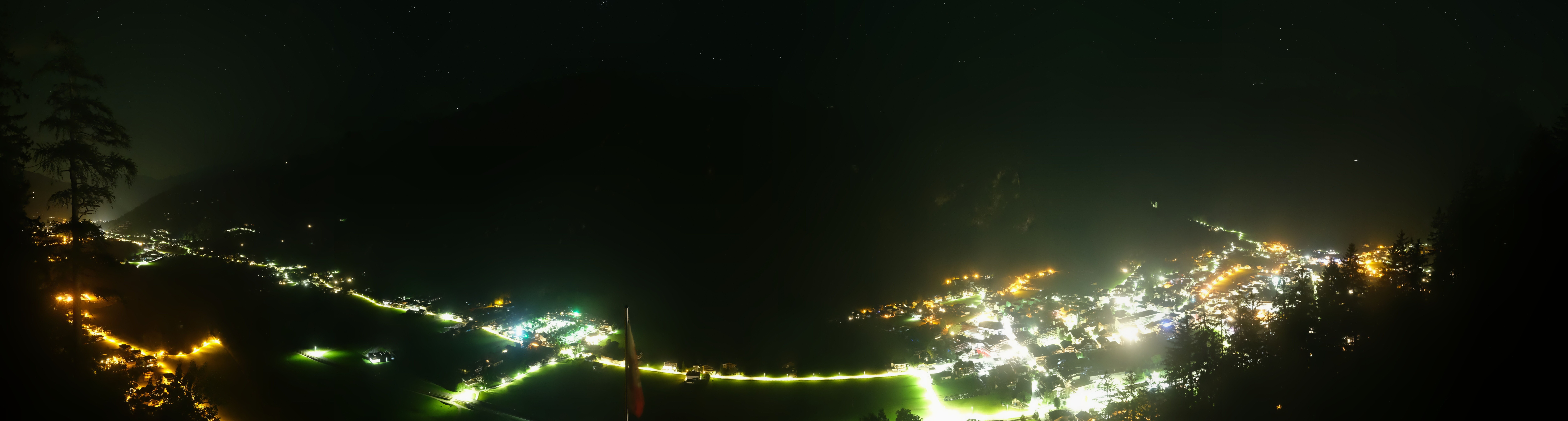 Archived image Webcam Mayrhofen im Zillertal: Zimmereben