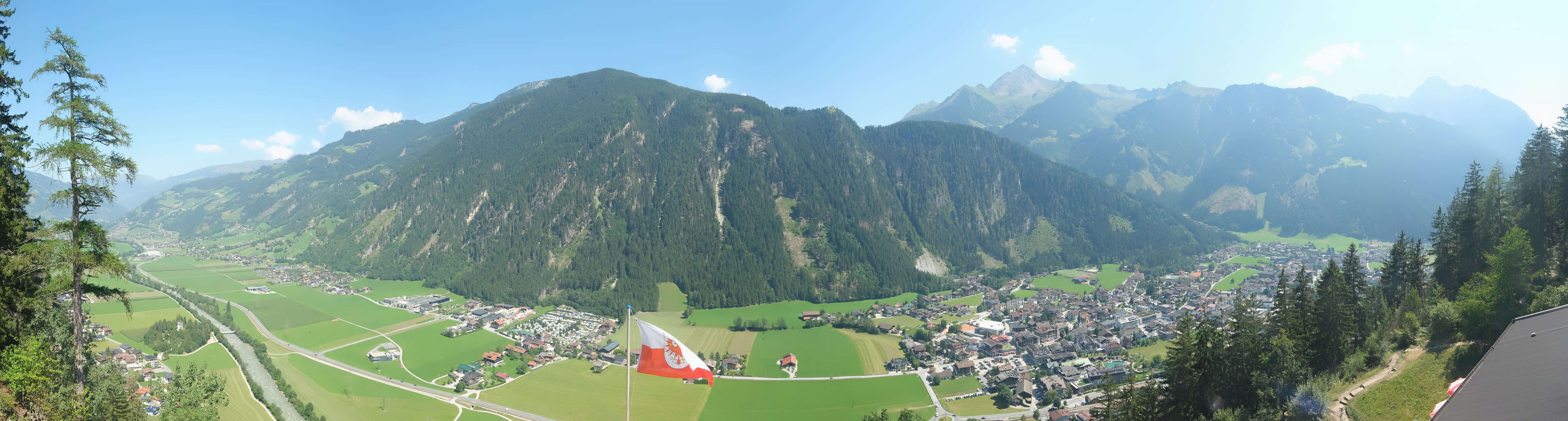 Archiv Foto Webcam Mayrhofen im Zillertal: Blick vom Gasthof Zimmereben