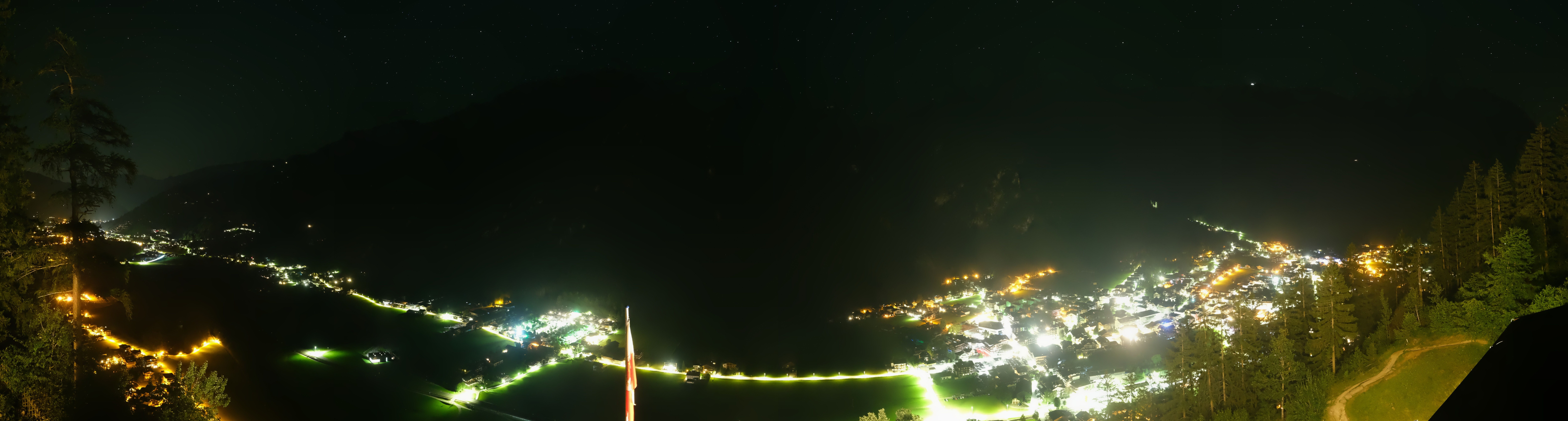 Archiv Foto Webcam Mayrhofen im Zillertal: Blick vom Gasthof Zimmereben