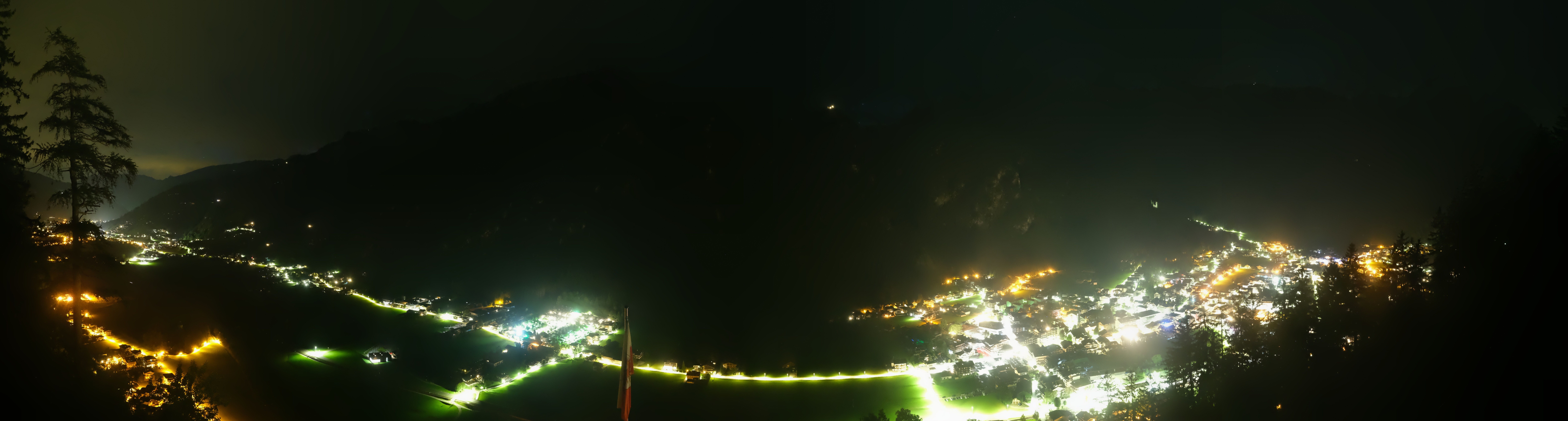 Archived image Webcam Mayrhofen im Zillertal: Zimmereben