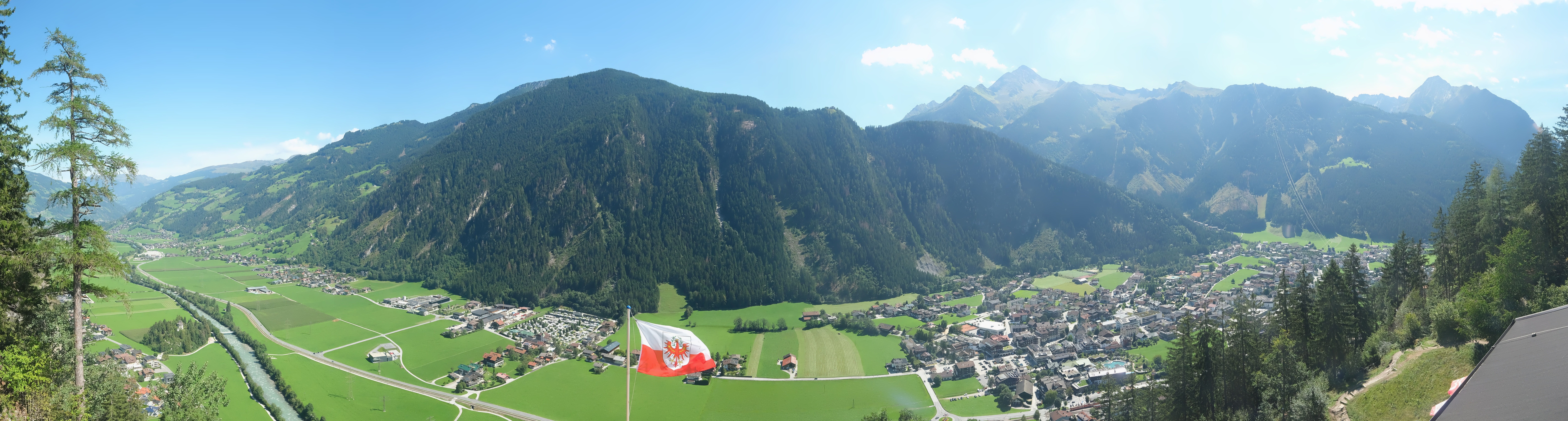 Archiv Foto Webcam Mayrhofen im Zillertal: Blick vom Gasthof Zimmereben