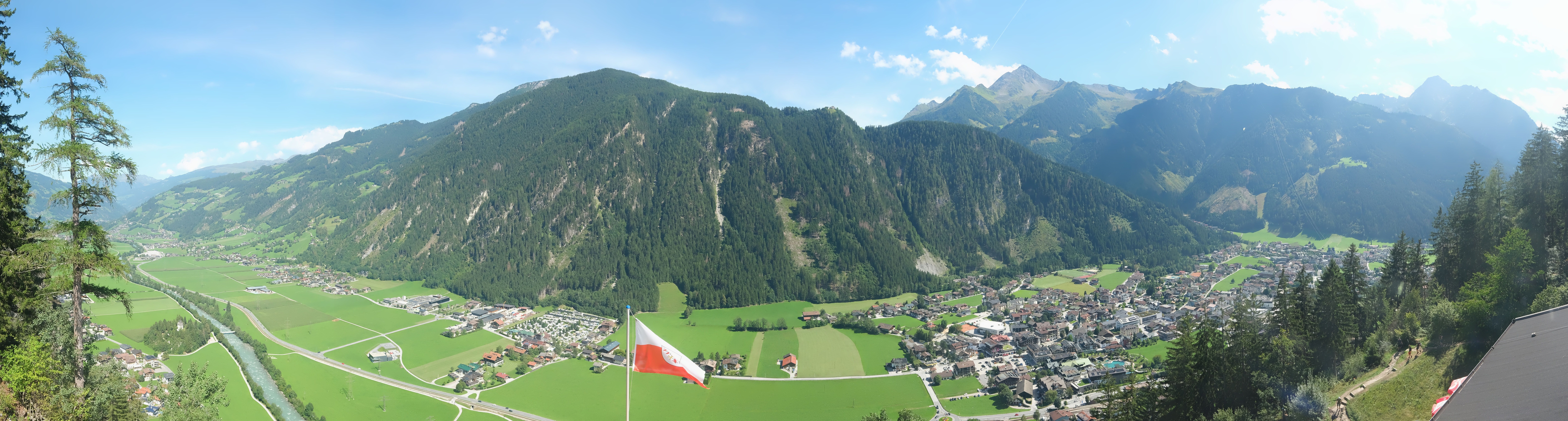 Archiv Foto Webcam Mayrhofen im Zillertal: Blick vom Gasthof Zimmereben
