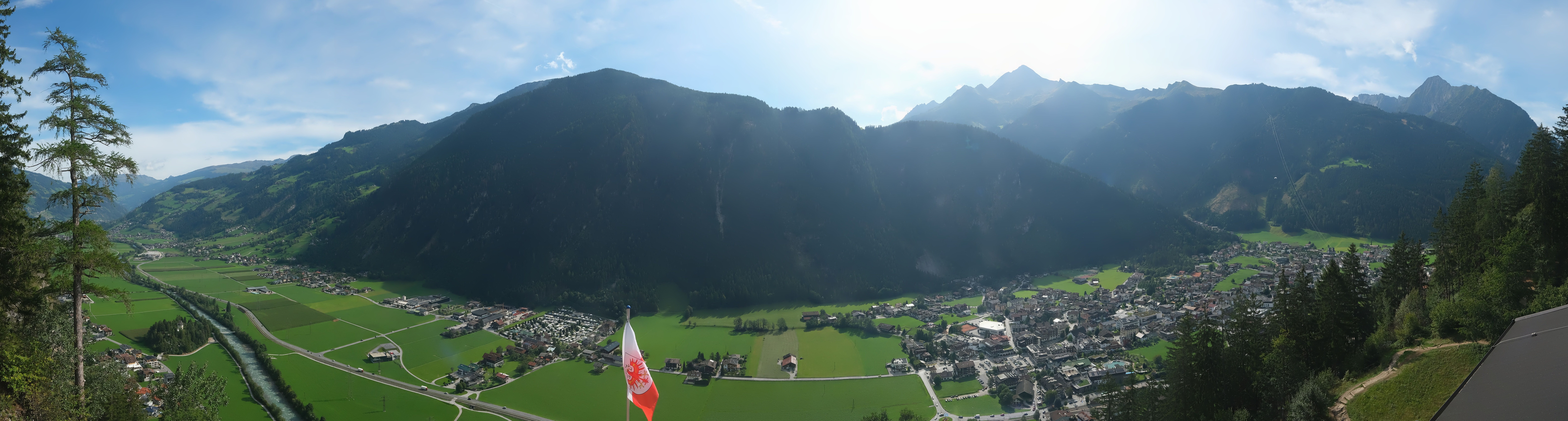 Archiv Foto Webcam Mayrhofen im Zillertal: Blick vom Gasthof Zimmereben