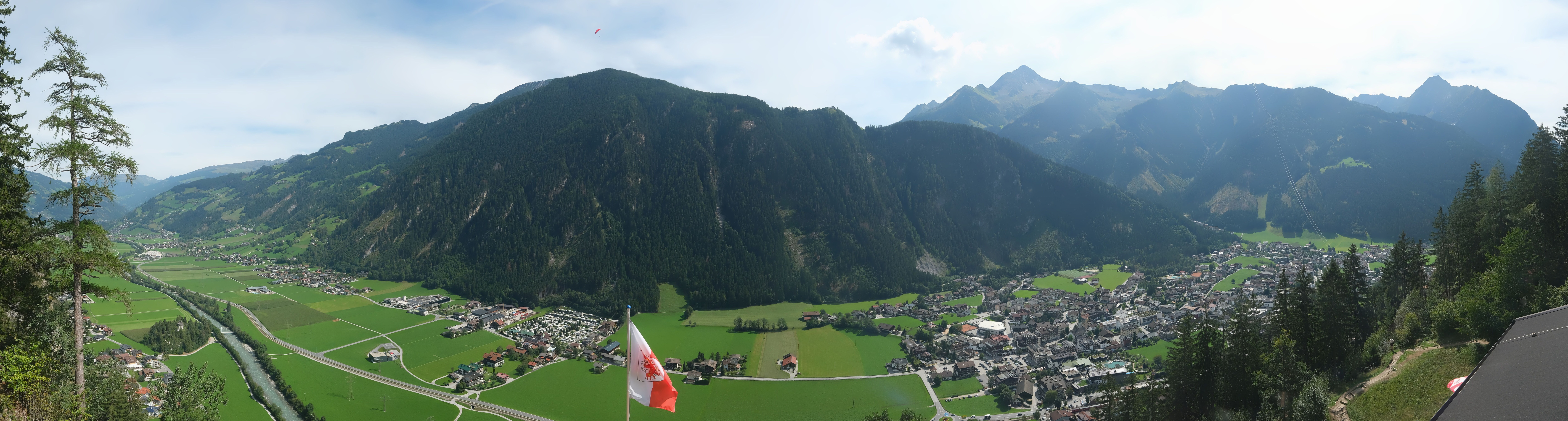Archiv Foto Webcam Mayrhofen im Zillertal: Blick vom Gasthof Zimmereben