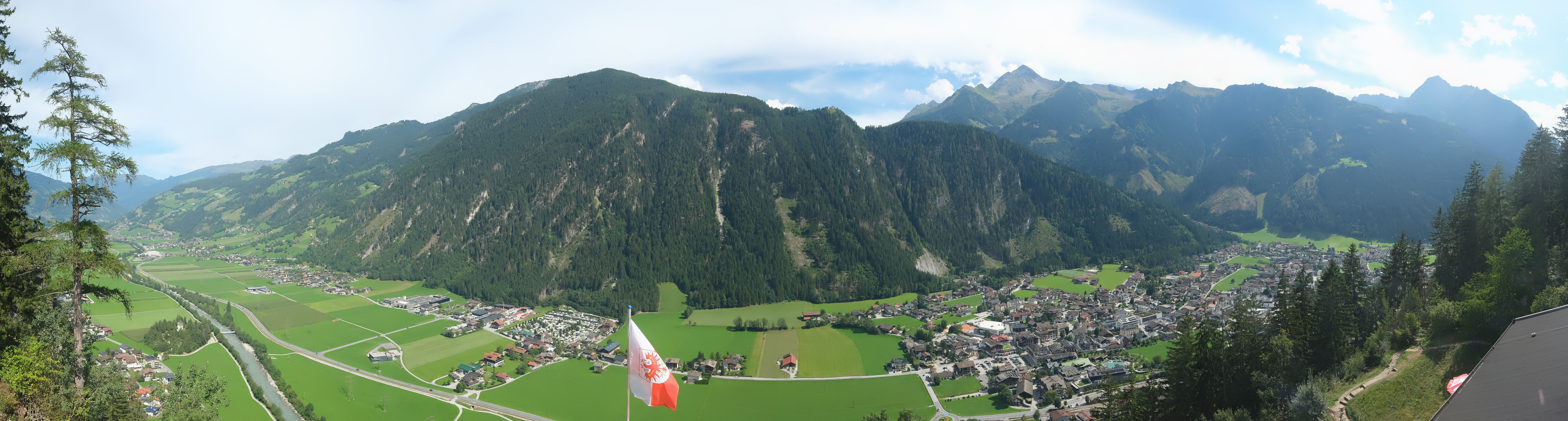 Archiv Foto Webcam Mayrhofen im Zillertal: Blick vom Gasthof Zimmereben