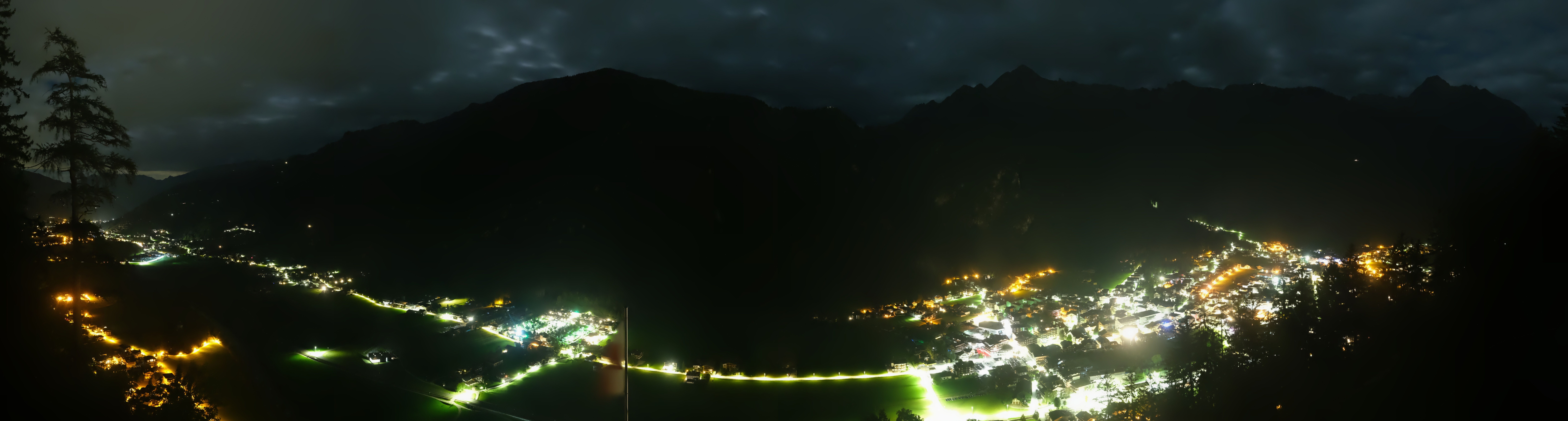 Archiv Foto Webcam Mayrhofen im Zillertal: Blick vom Gasthof Zimmereben
