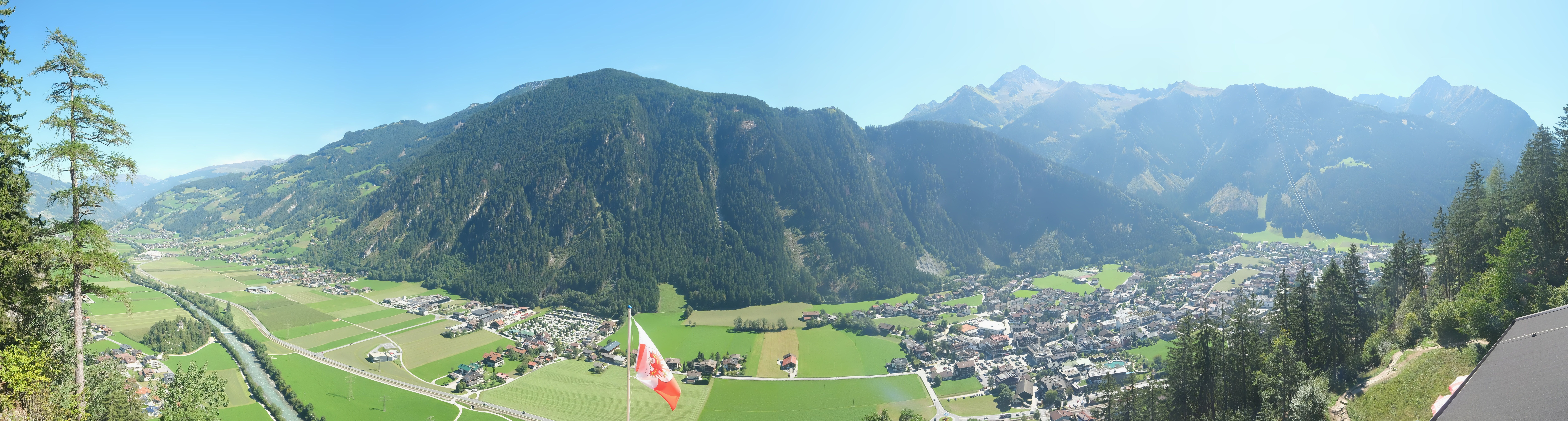 Archiv Foto Webcam Mayrhofen im Zillertal: Blick vom Gasthof Zimmereben