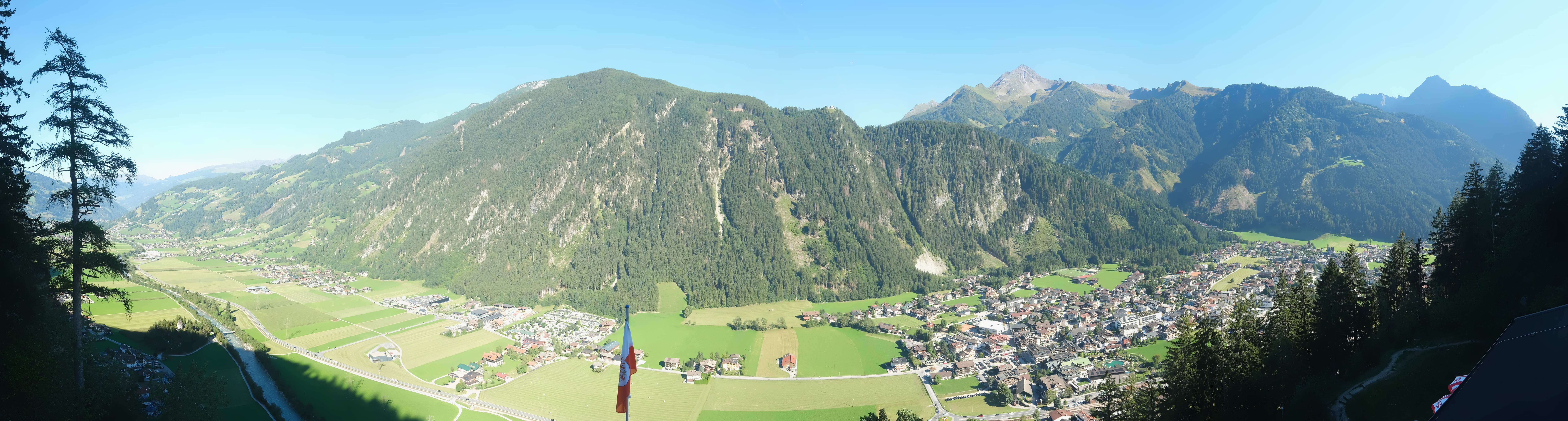 Archiv Foto Webcam Mayrhofen im Zillertal: Blick vom Gasthof Zimmereben
