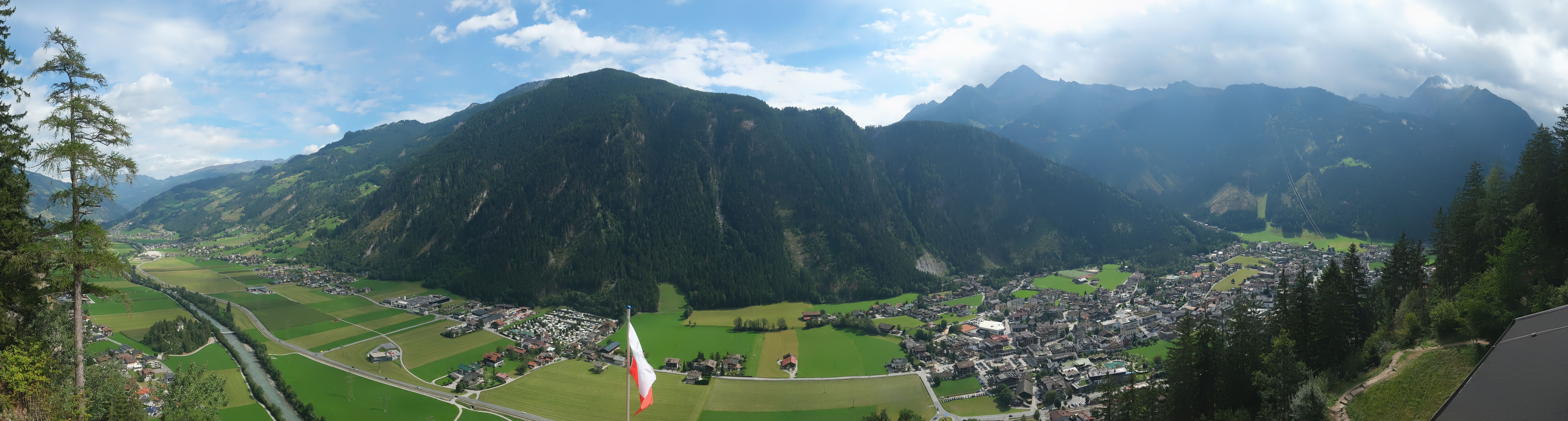 Archiv Foto Webcam Mayrhofen im Zillertal: Blick vom Gasthof Zimmereben