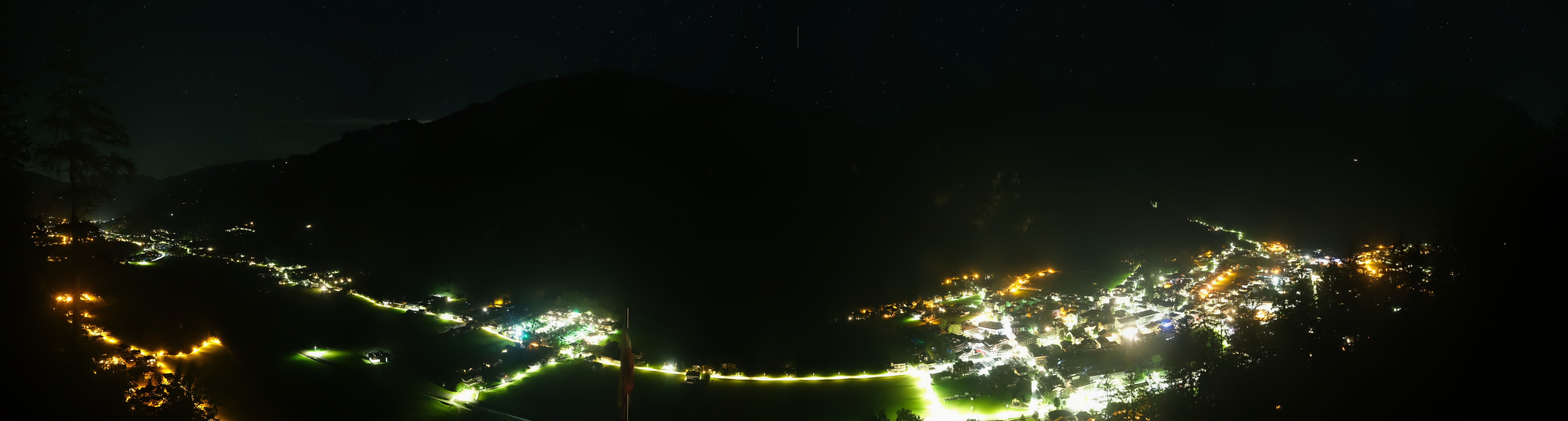 Archiv Foto Webcam Mayrhofen im Zillertal: Blick vom Gasthof Zimmereben