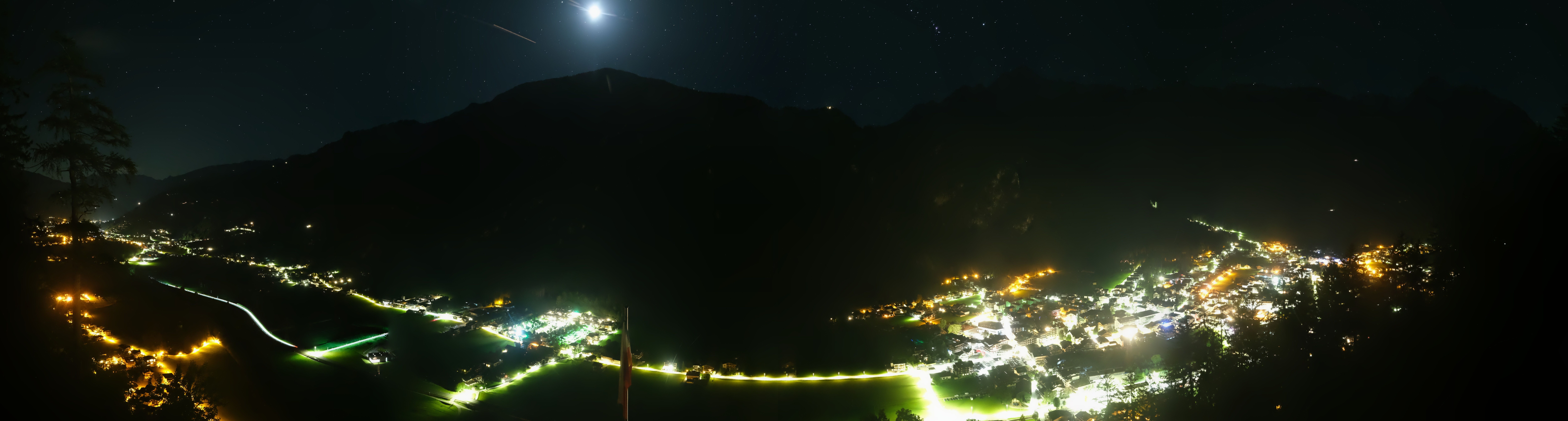 Archiv Foto Webcam Mayrhofen im Zillertal: Blick vom Gasthof Zimmereben