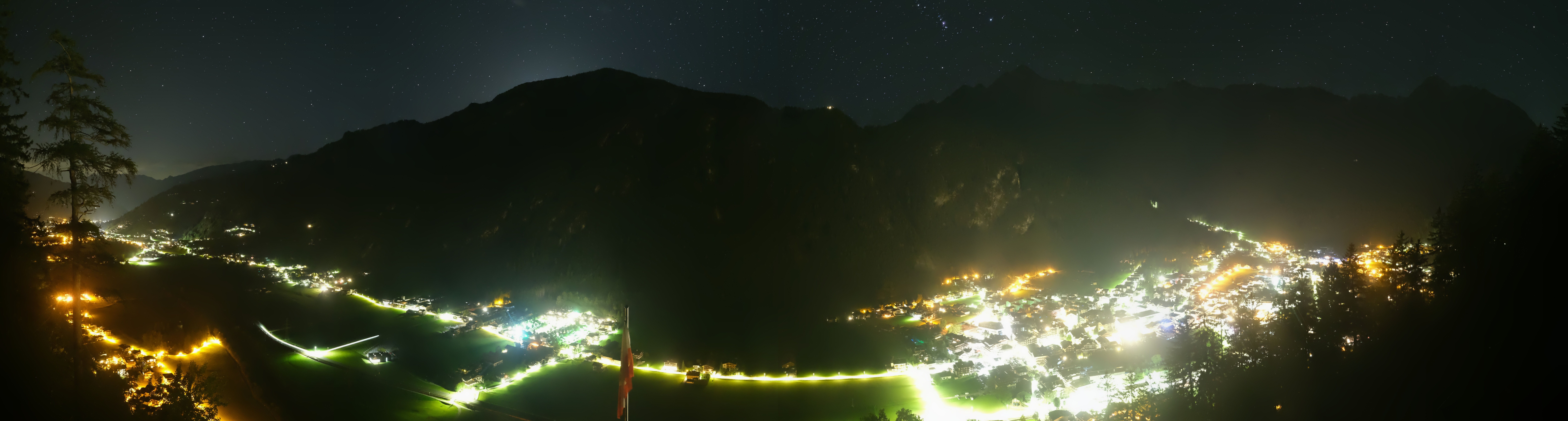 Archiv Foto Webcam Mayrhofen im Zillertal: Blick vom Gasthof Zimmereben