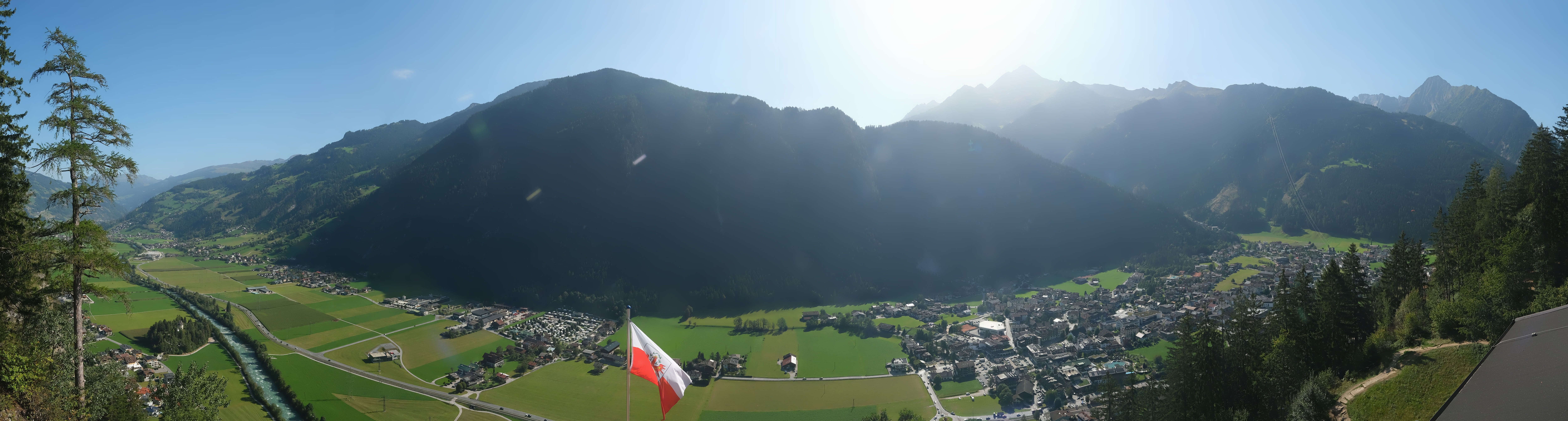 Archiv Foto Webcam Mayrhofen im Zillertal: Blick vom Gasthof Zimmereben