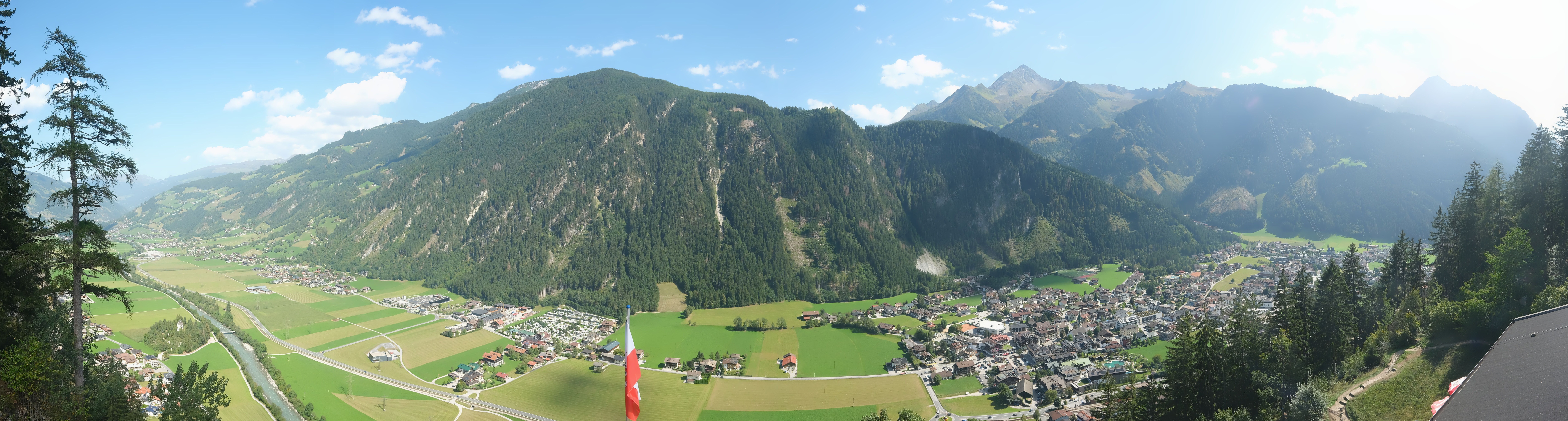 Archiv Foto Webcam Mayrhofen im Zillertal: Blick vom Gasthof Zimmereben