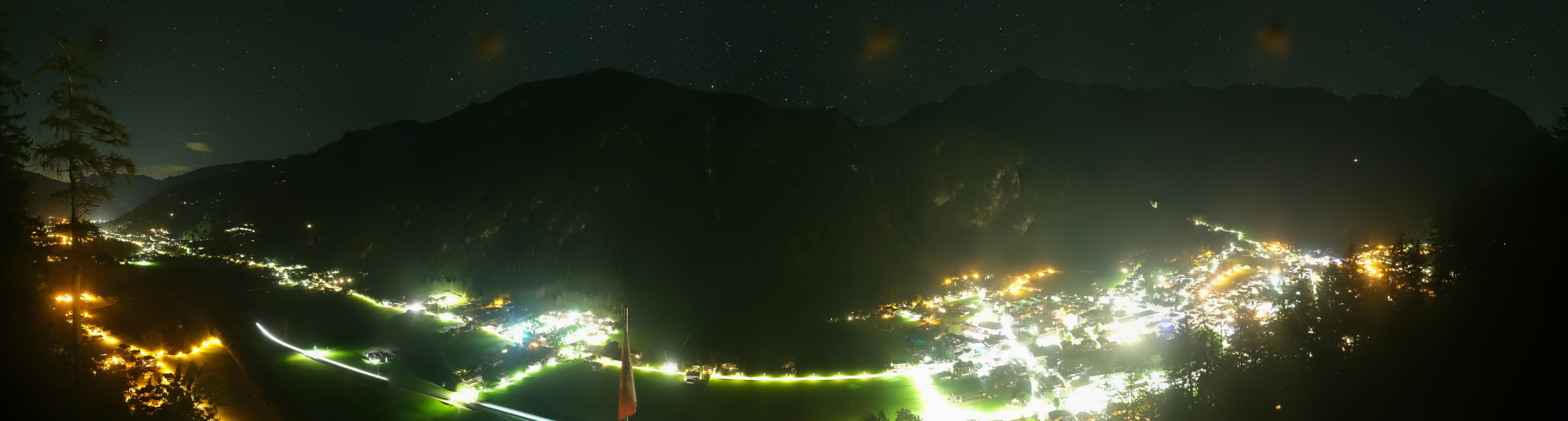 Archiv Foto Webcam Mayrhofen im Zillertal: Blick vom Gasthof Zimmereben