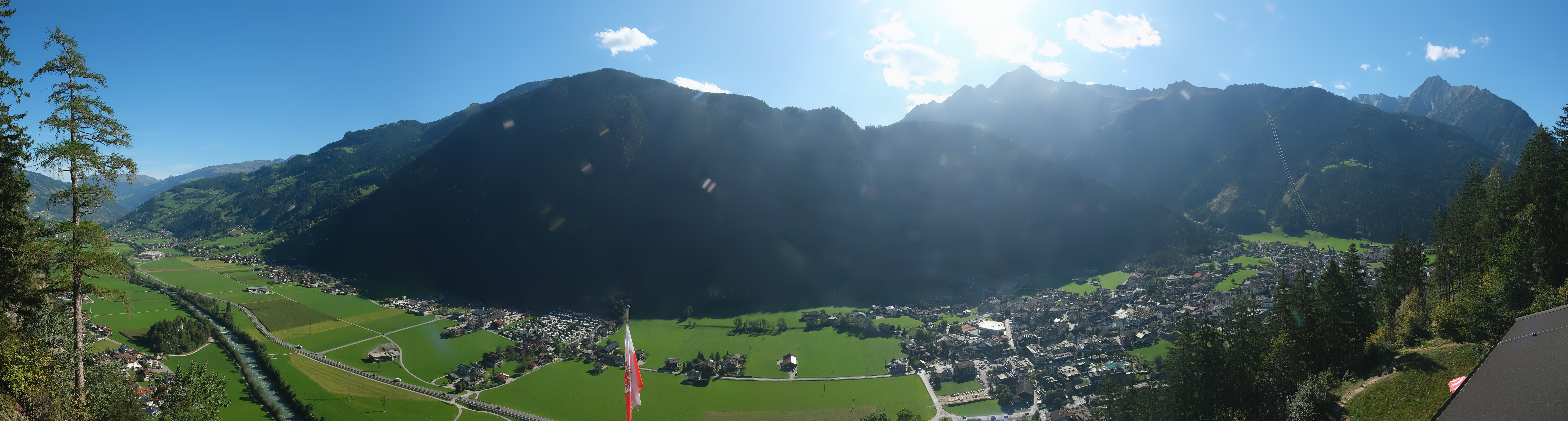 Archived image Webcam Mayrhofen im Zillertal: Zimmereben