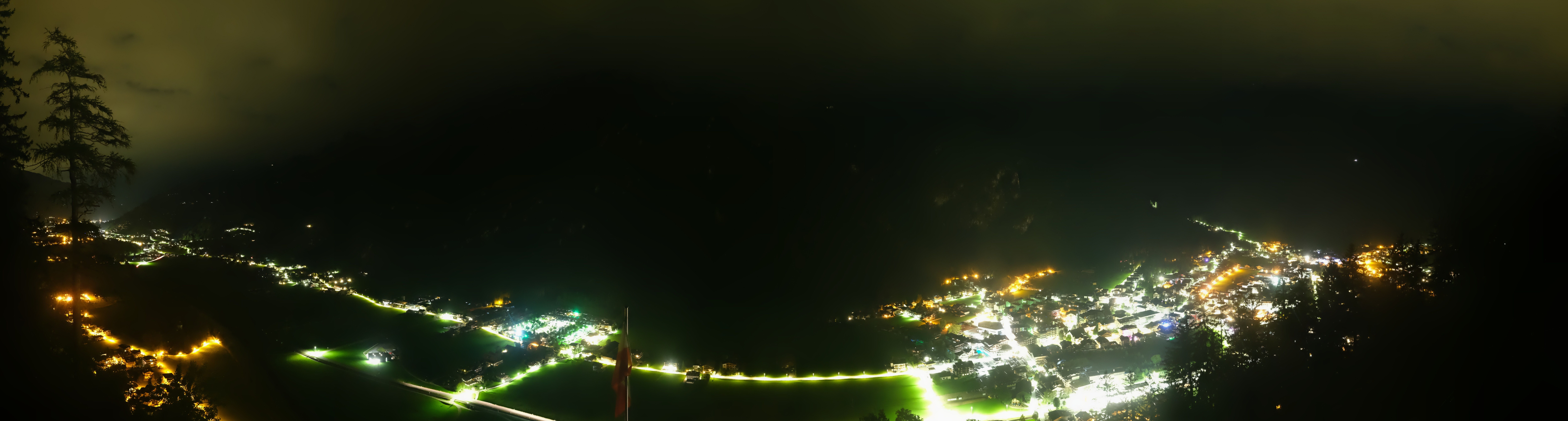Archiv Foto Webcam Mayrhofen im Zillertal: Blick vom Gasthof Zimmereben