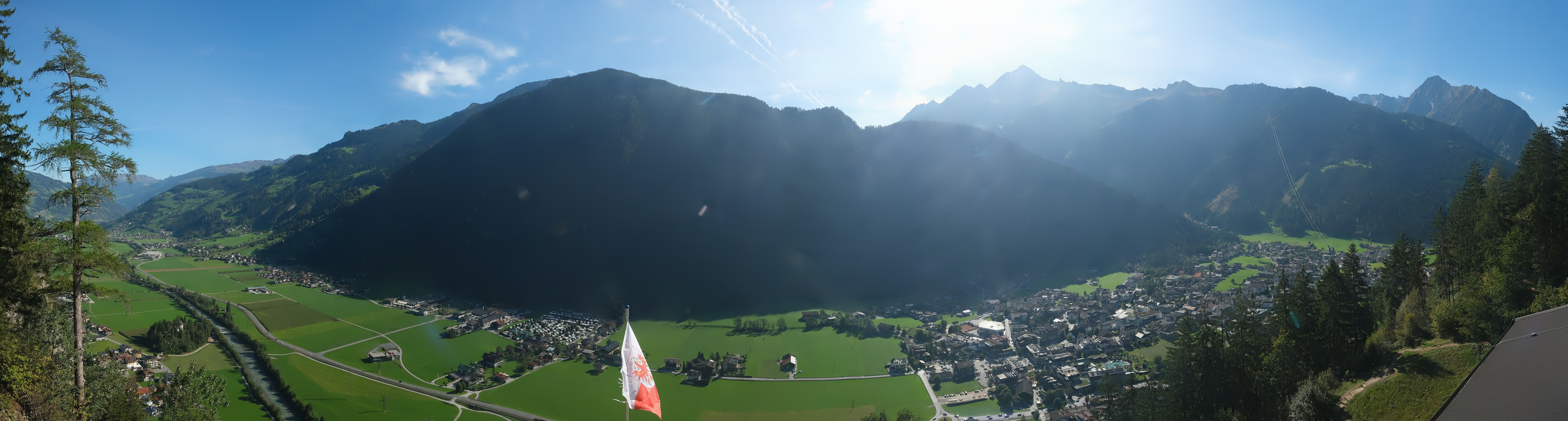 Archived image Webcam Mayrhofen im Zillertal: Zimmereben