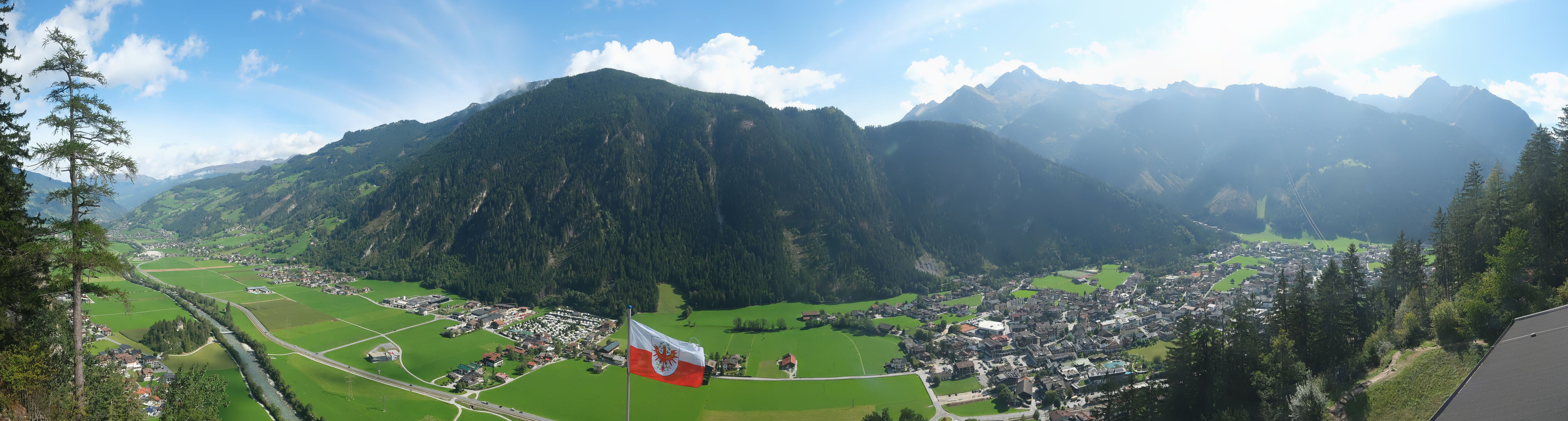 Archiv Foto Webcam Mayrhofen im Zillertal: Blick vom Gasthof Zimmereben