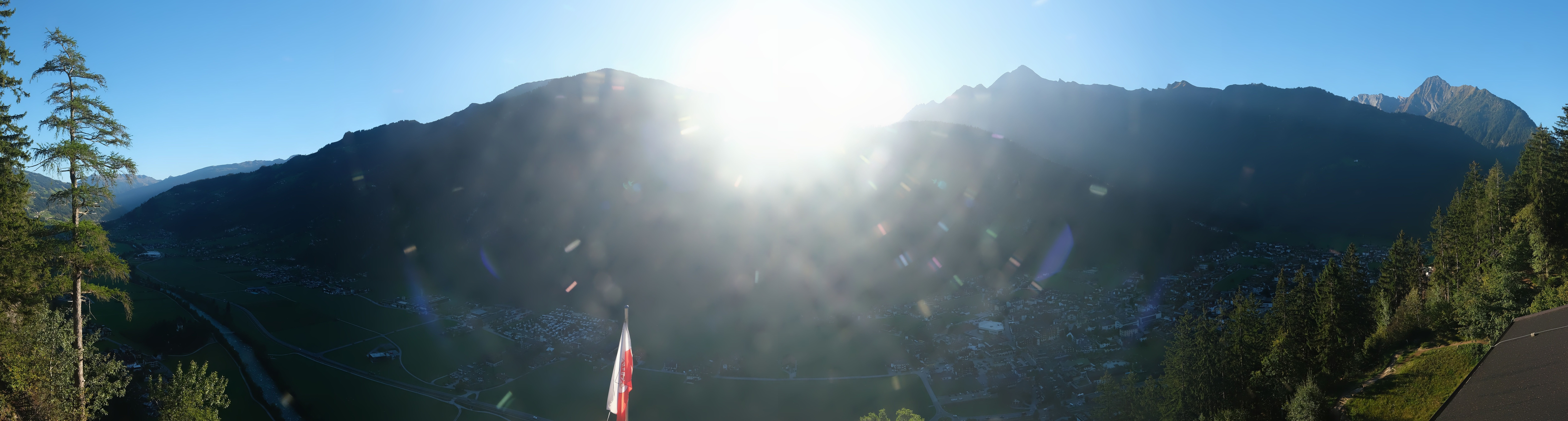 Archiv Foto Webcam Mayrhofen im Zillertal: Blick vom Gasthof Zimmereben