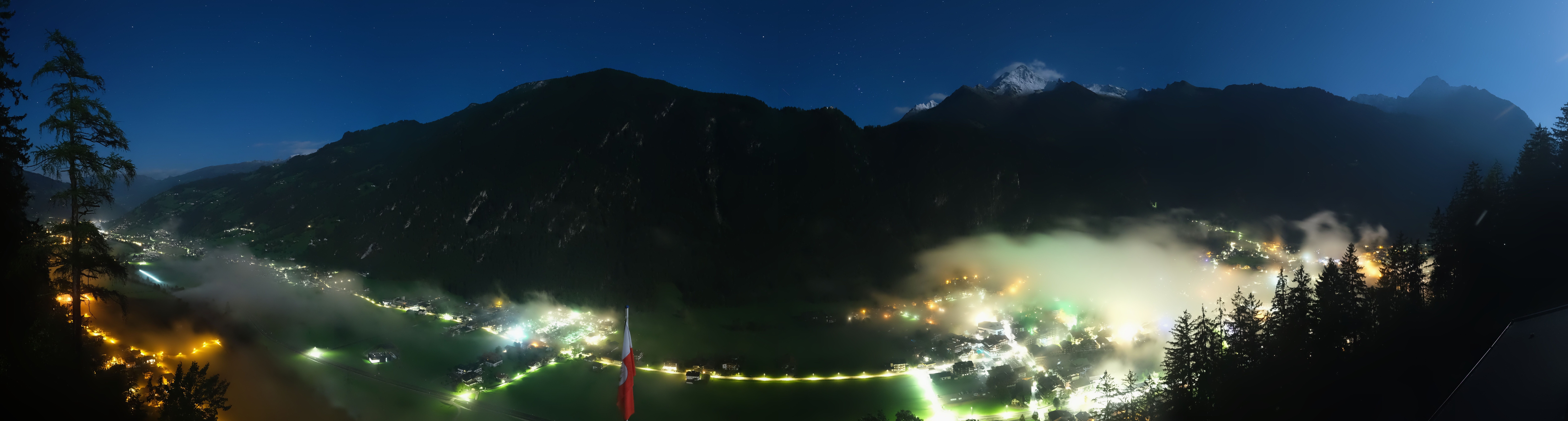 Archiv Foto Webcam Mayrhofen im Zillertal: Blick vom Gasthof Zimmereben