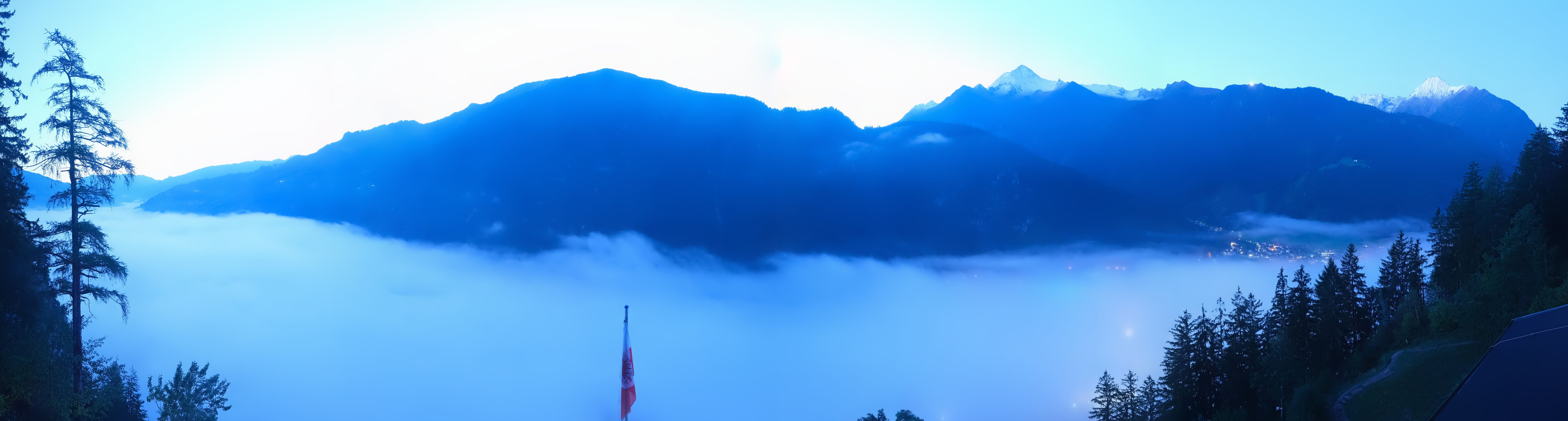 Archiv Foto Webcam Mayrhofen im Zillertal: Blick vom Gasthof Zimmereben