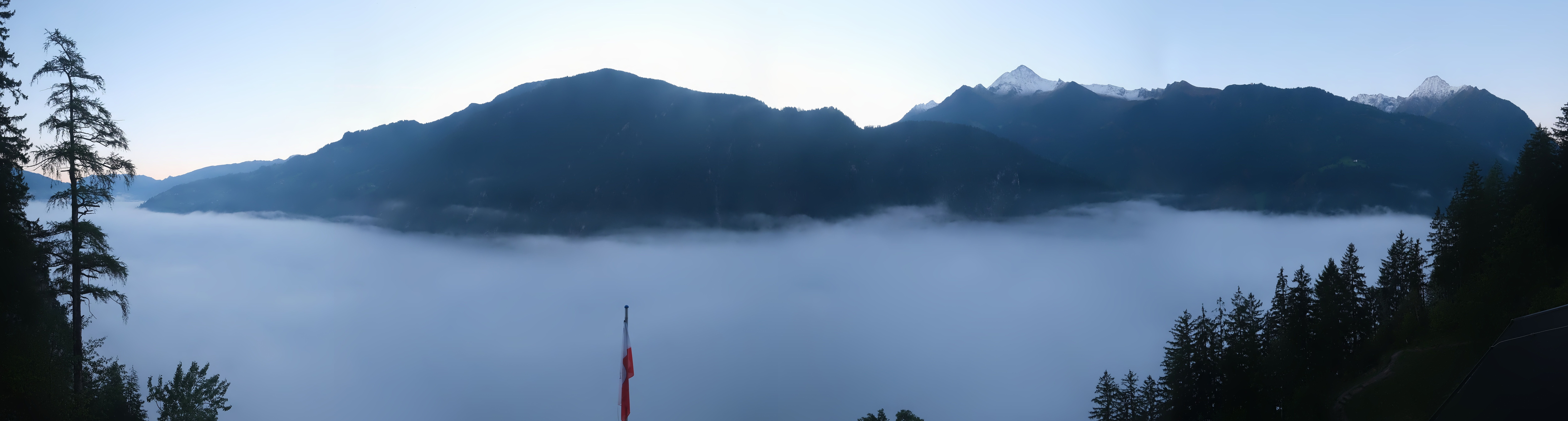 Archiv Foto Webcam Mayrhofen im Zillertal: Blick vom Gasthof Zimmereben