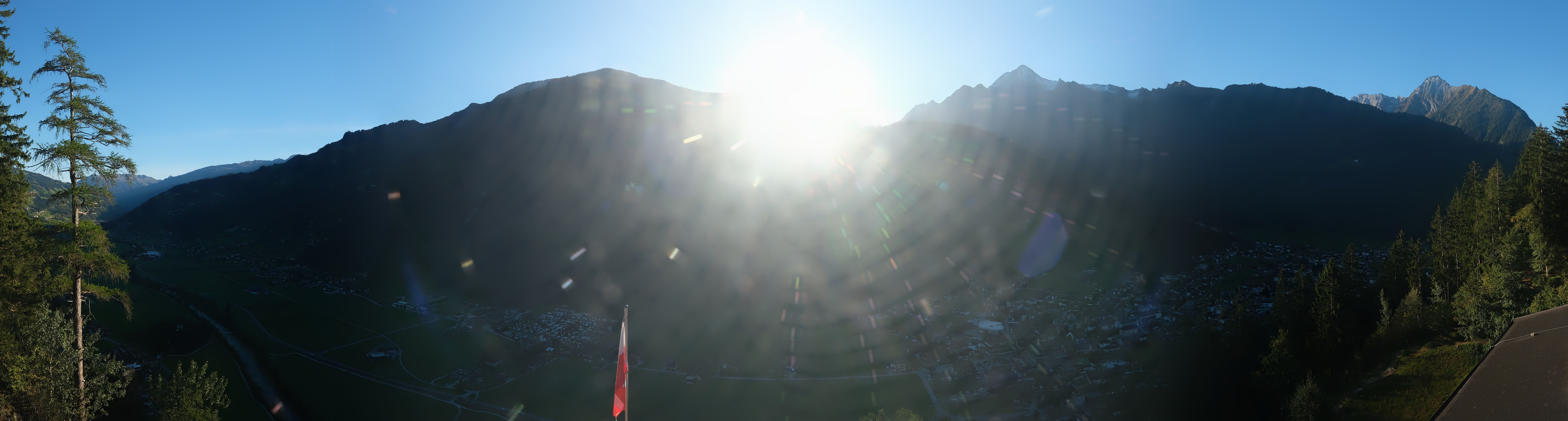 Archiv Foto Webcam Mayrhofen im Zillertal: Blick vom Gasthof Zimmereben