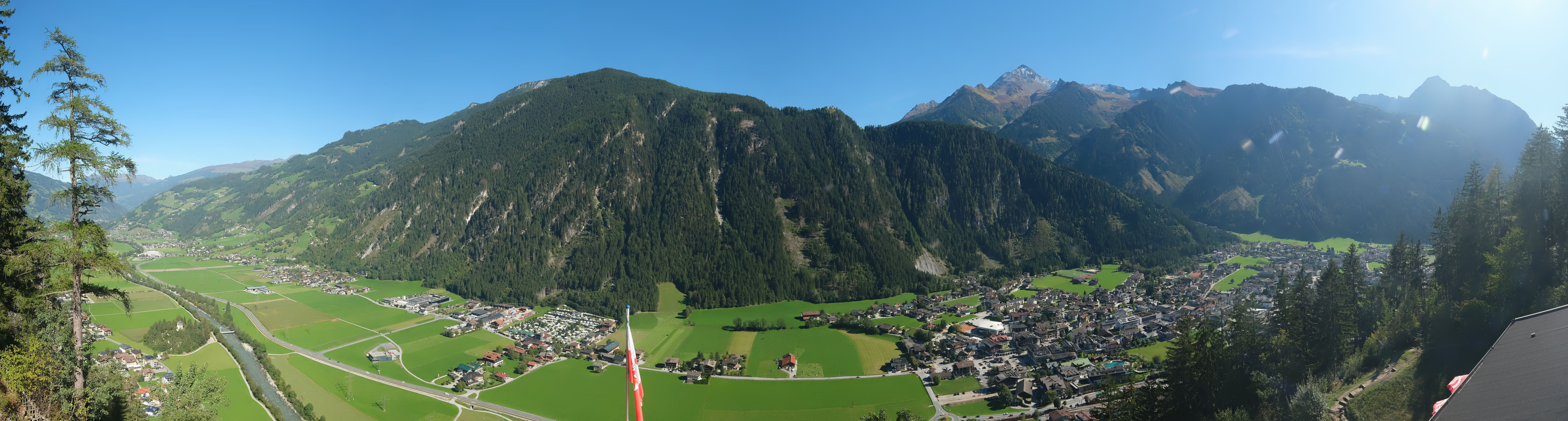 Archiv Foto Webcam Mayrhofen im Zillertal: Blick vom Gasthof Zimmereben