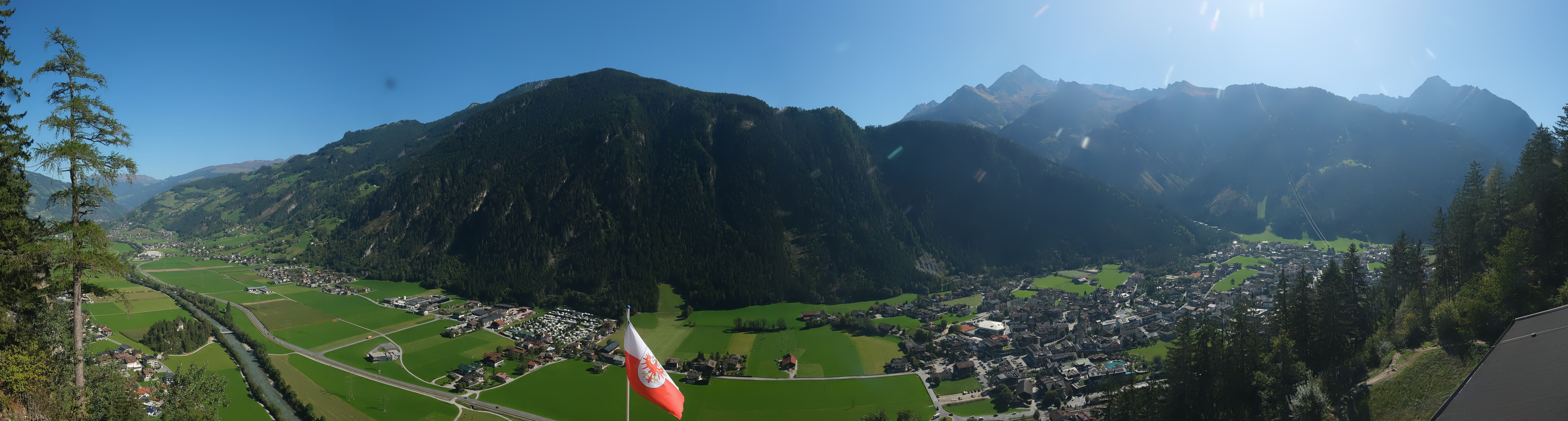 Archived image Webcam Mayrhofen im Zillertal: Zimmereben