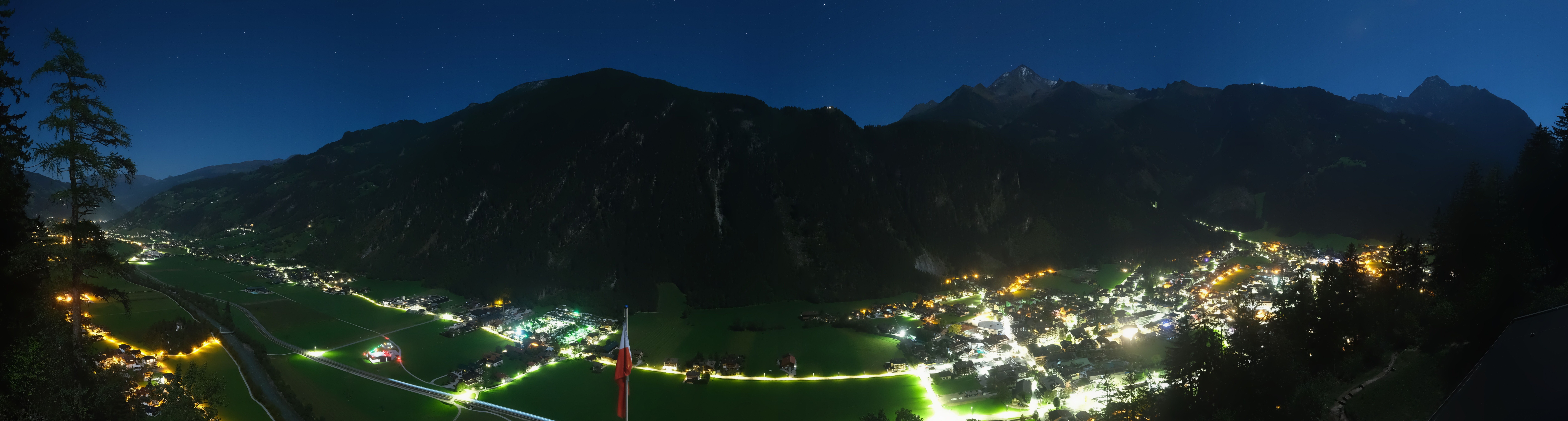 Archiv Foto Webcam Mayrhofen im Zillertal: Blick vom Gasthof Zimmereben