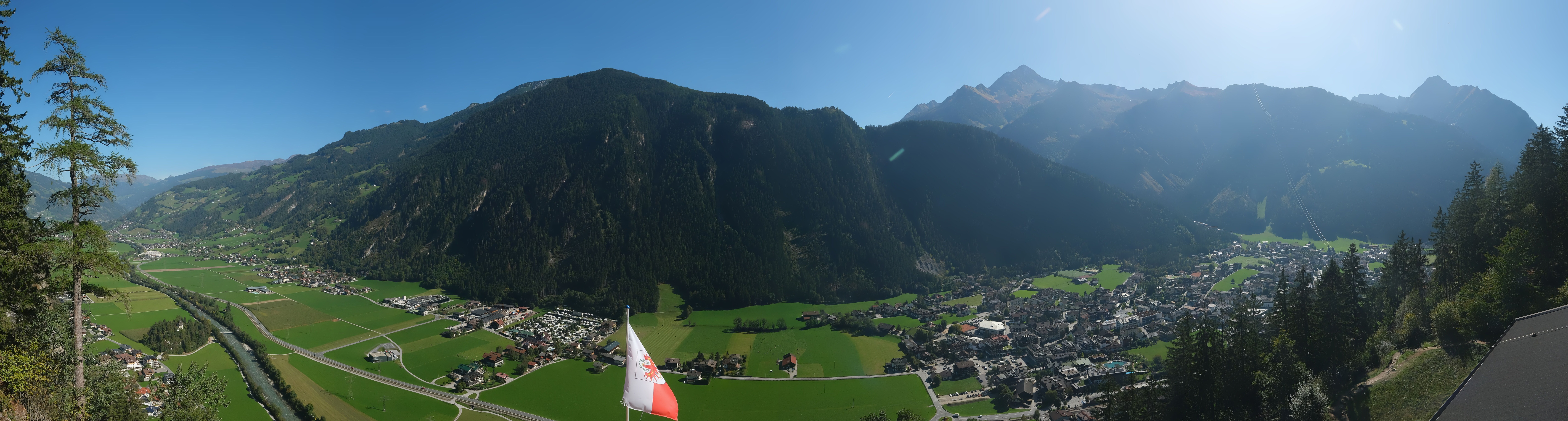 Archiv Foto Webcam Mayrhofen im Zillertal: Blick vom Gasthof Zimmereben