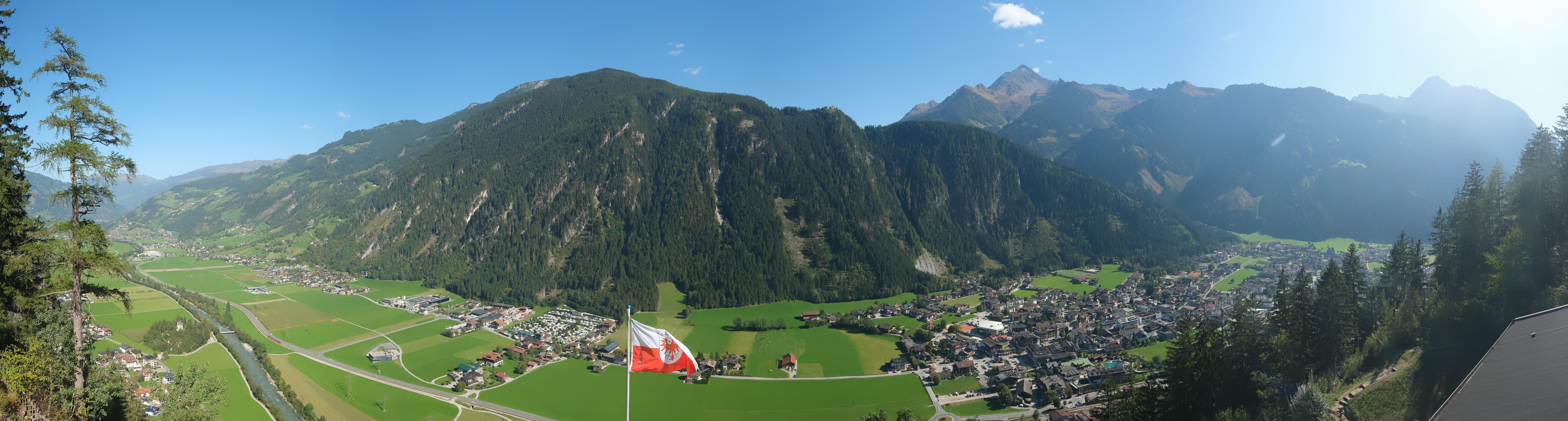 Archiv Foto Webcam Mayrhofen im Zillertal: Blick vom Gasthof Zimmereben