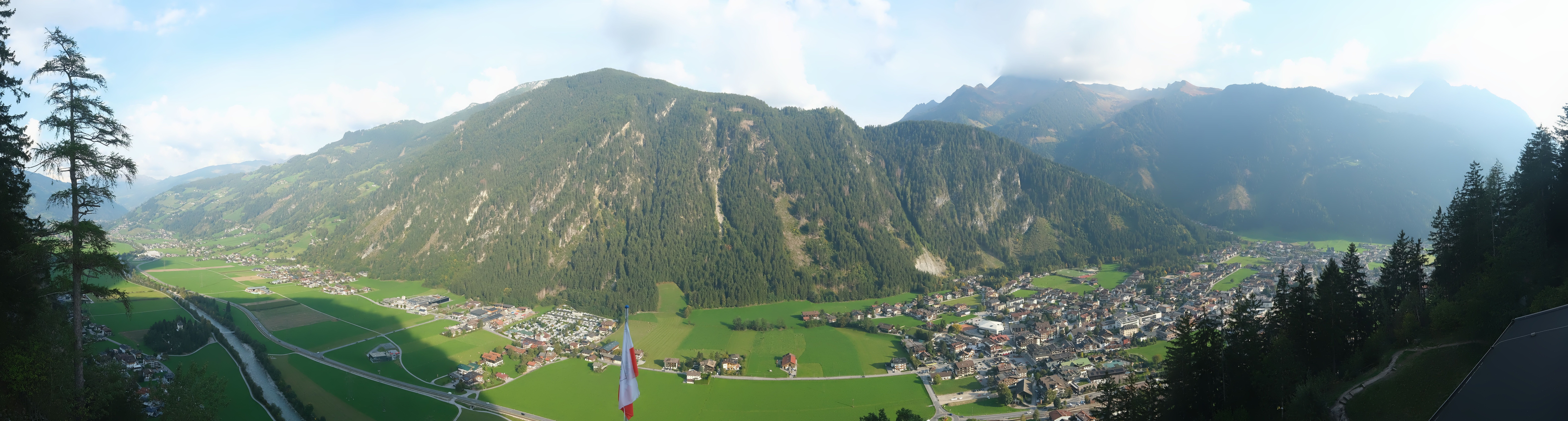 Archiv Foto Webcam Mayrhofen im Zillertal: Blick vom Gasthof Zimmereben