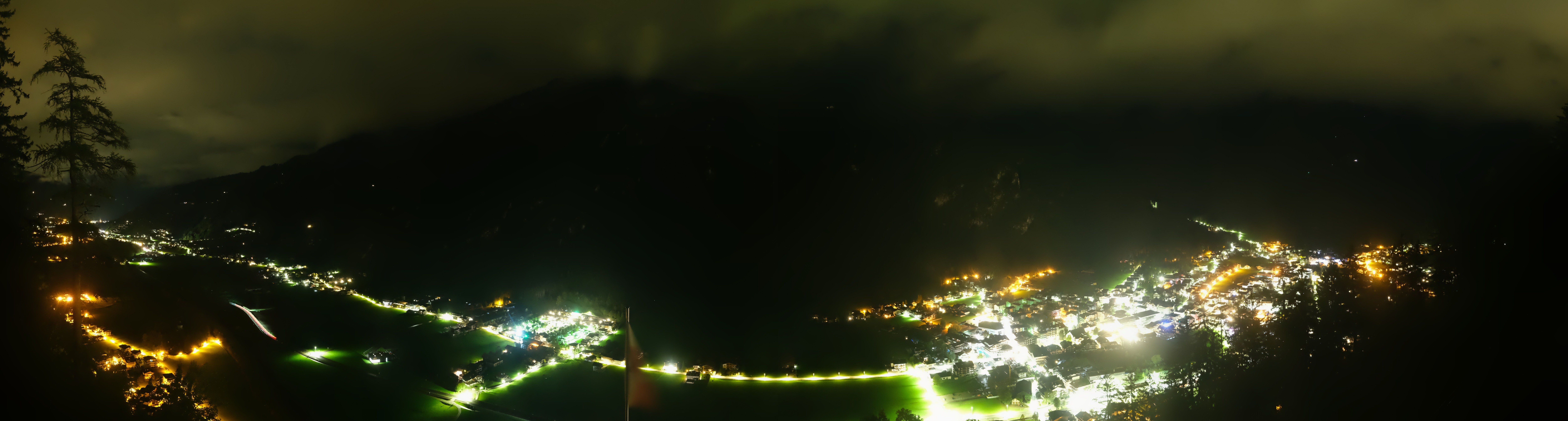 Archiv Foto Webcam Mayrhofen im Zillertal: Blick vom Gasthof Zimmereben