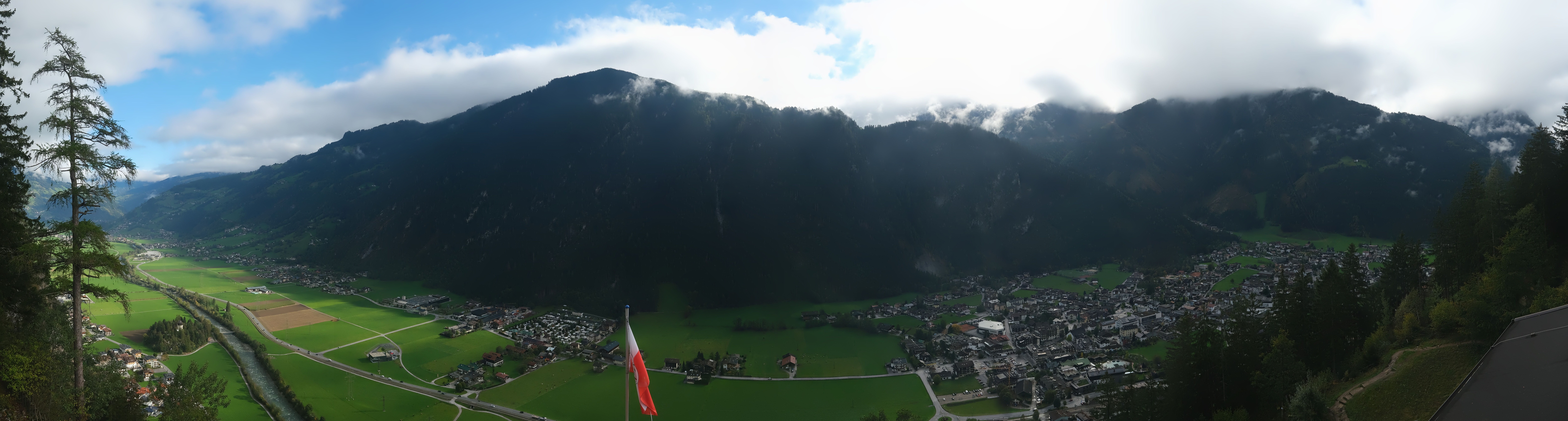 Archiv Foto Webcam Mayrhofen im Zillertal: Blick vom Gasthof Zimmereben