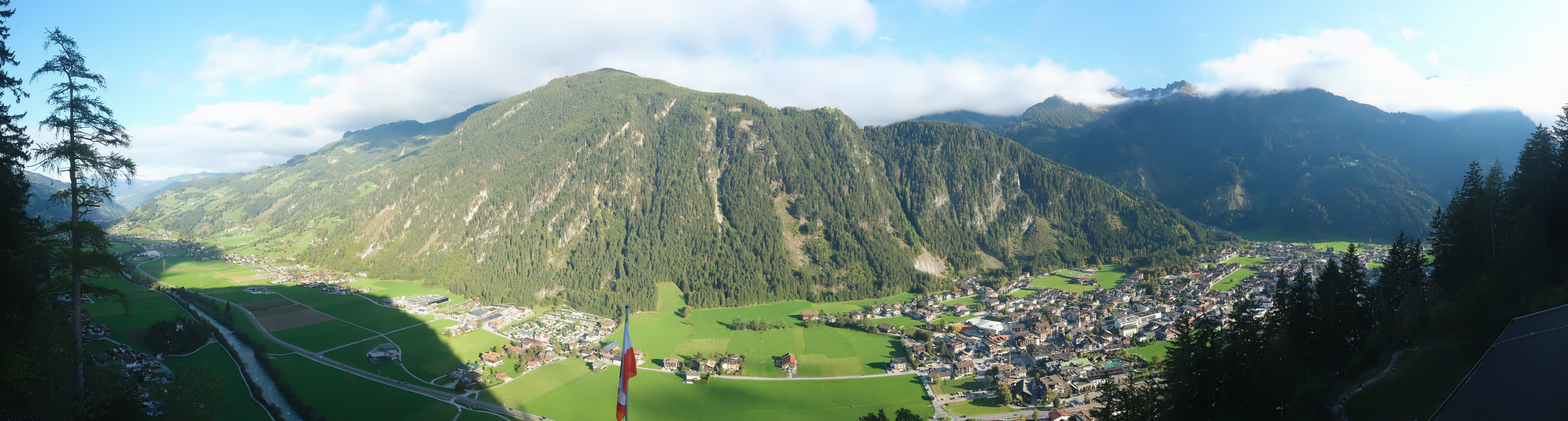 Archiv Foto Webcam Mayrhofen im Zillertal: Blick vom Gasthof Zimmereben