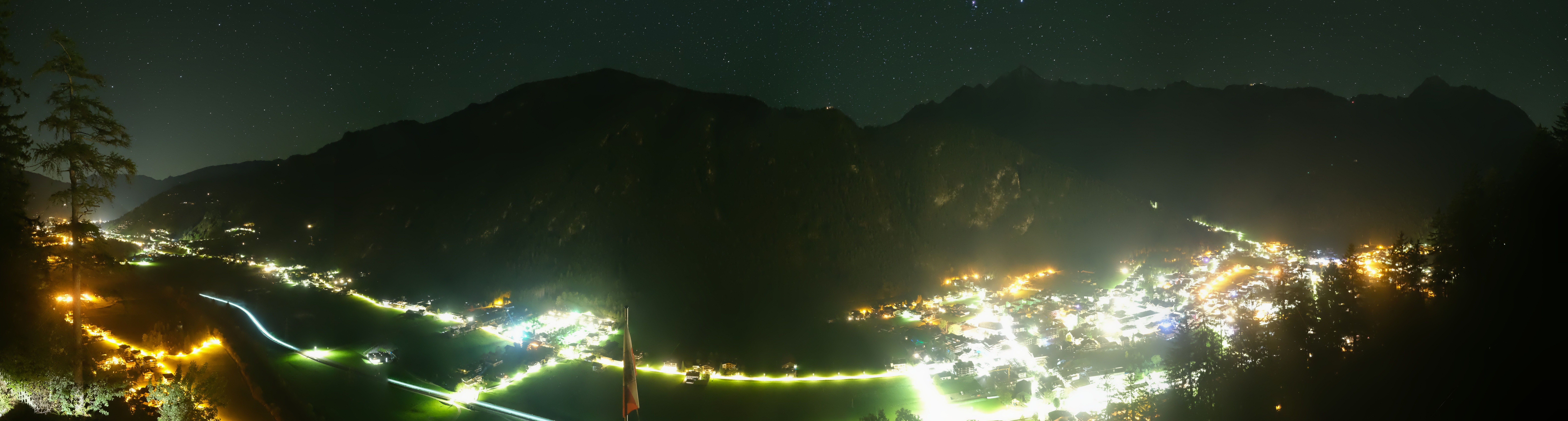 Archiv Foto Webcam Mayrhofen im Zillertal: Blick vom Gasthof Zimmereben